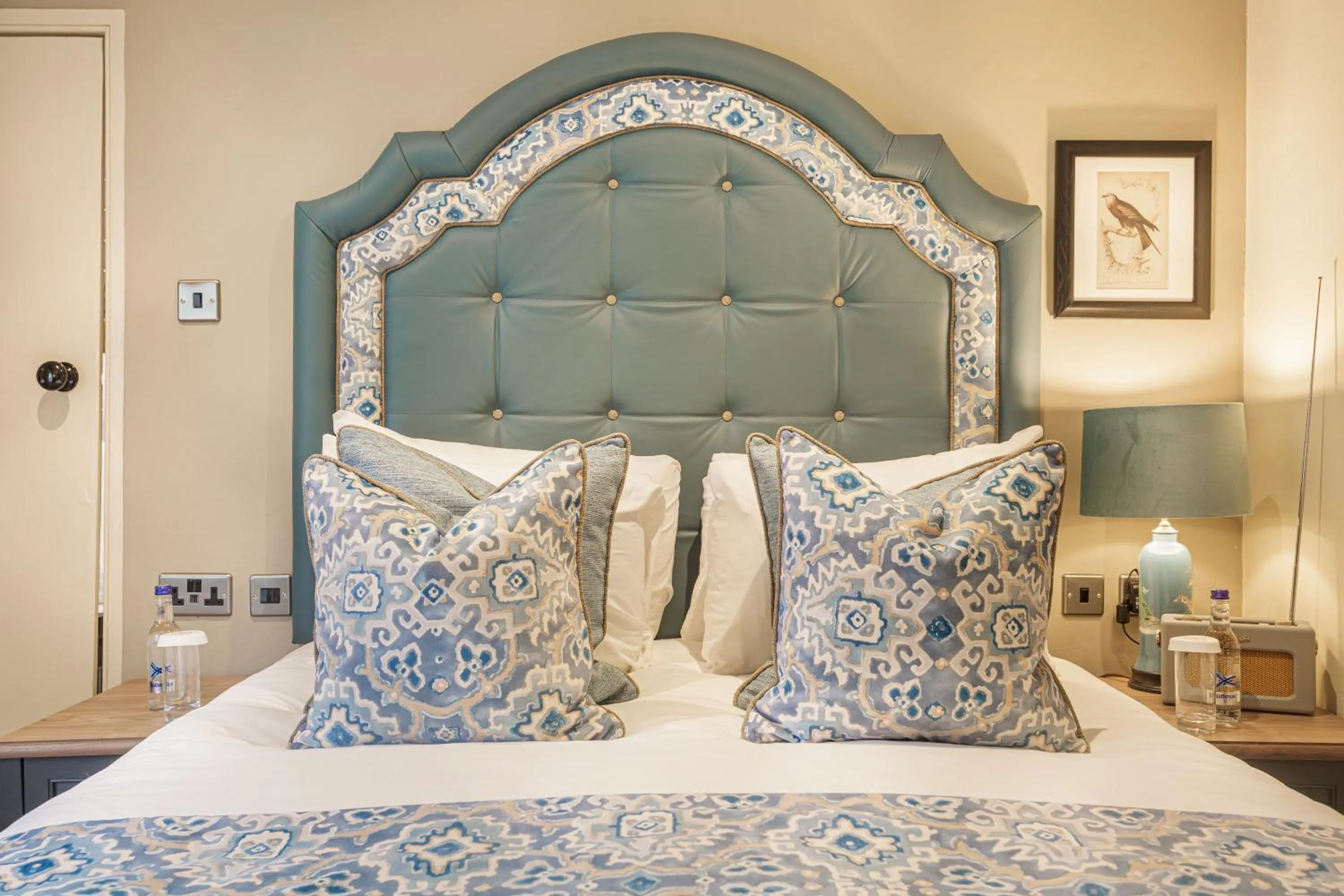 Bed in The George Hotel, Dorchester-on-Thames, Oxfordshire - The Coaching Inn Group
