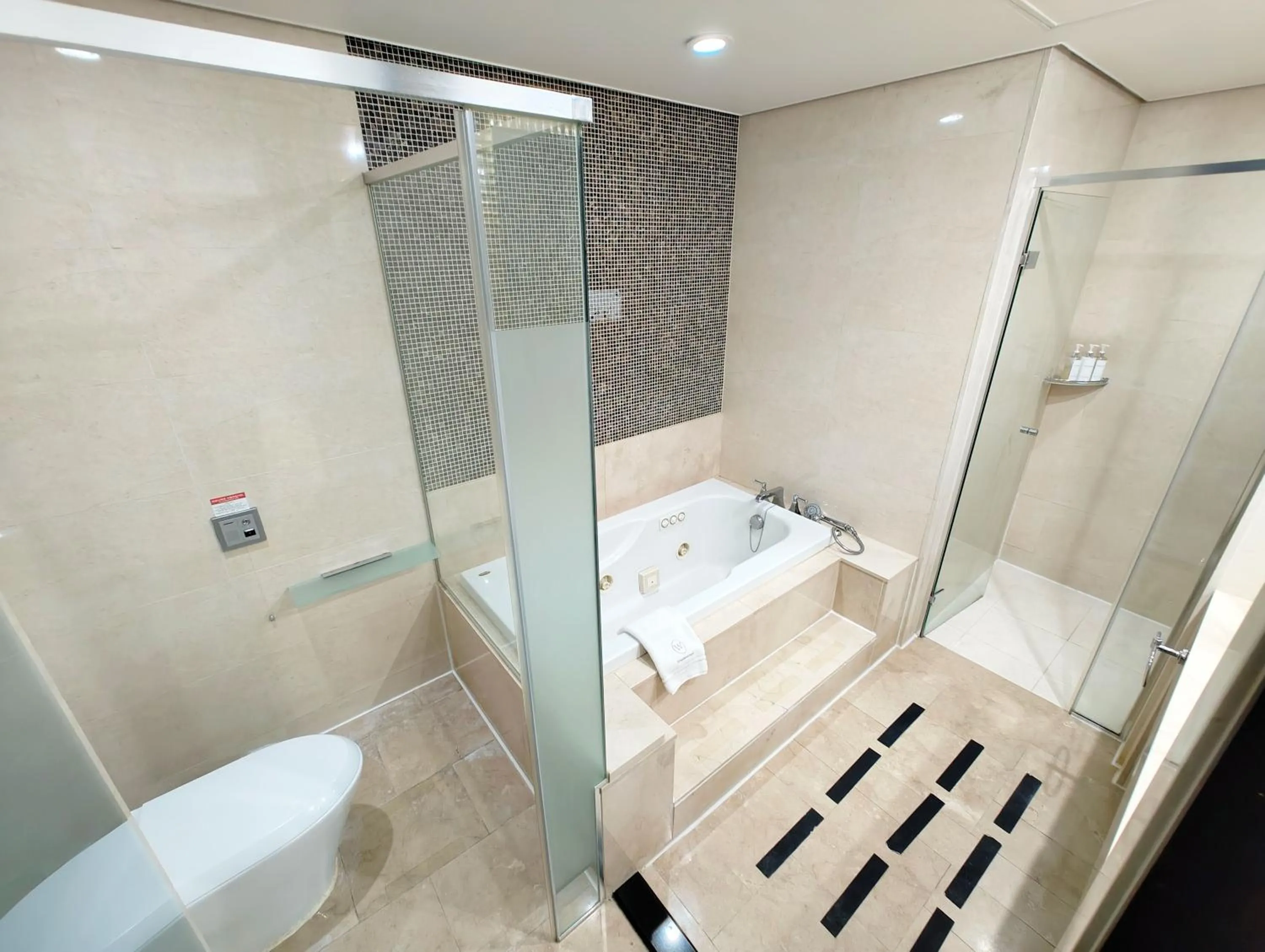 W Residence Hotel Centum City