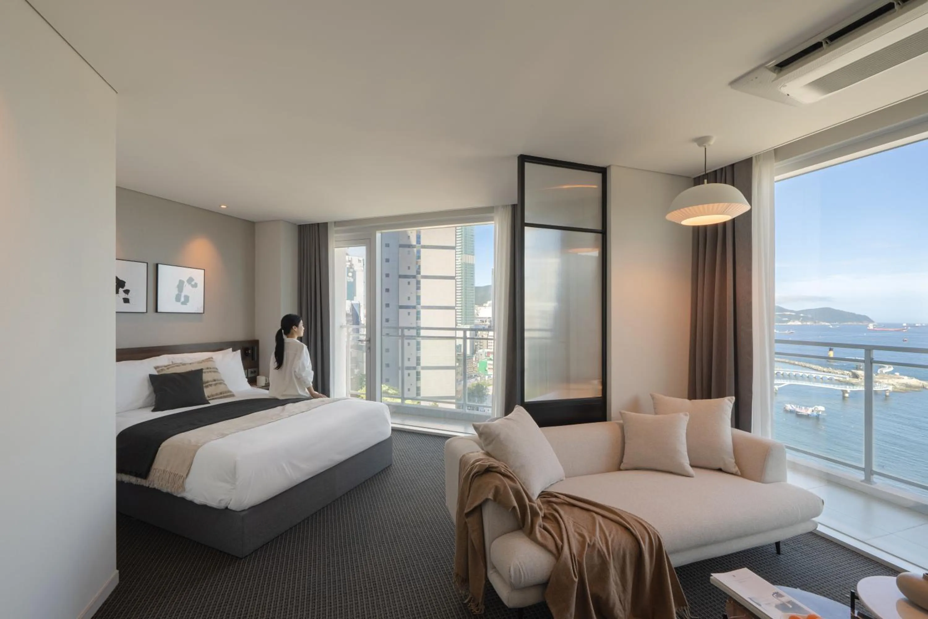 Bed in Urbanstay Busan songdo Beach