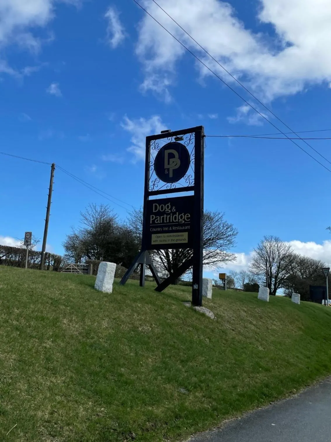 The Dog & Partridge Country Inn