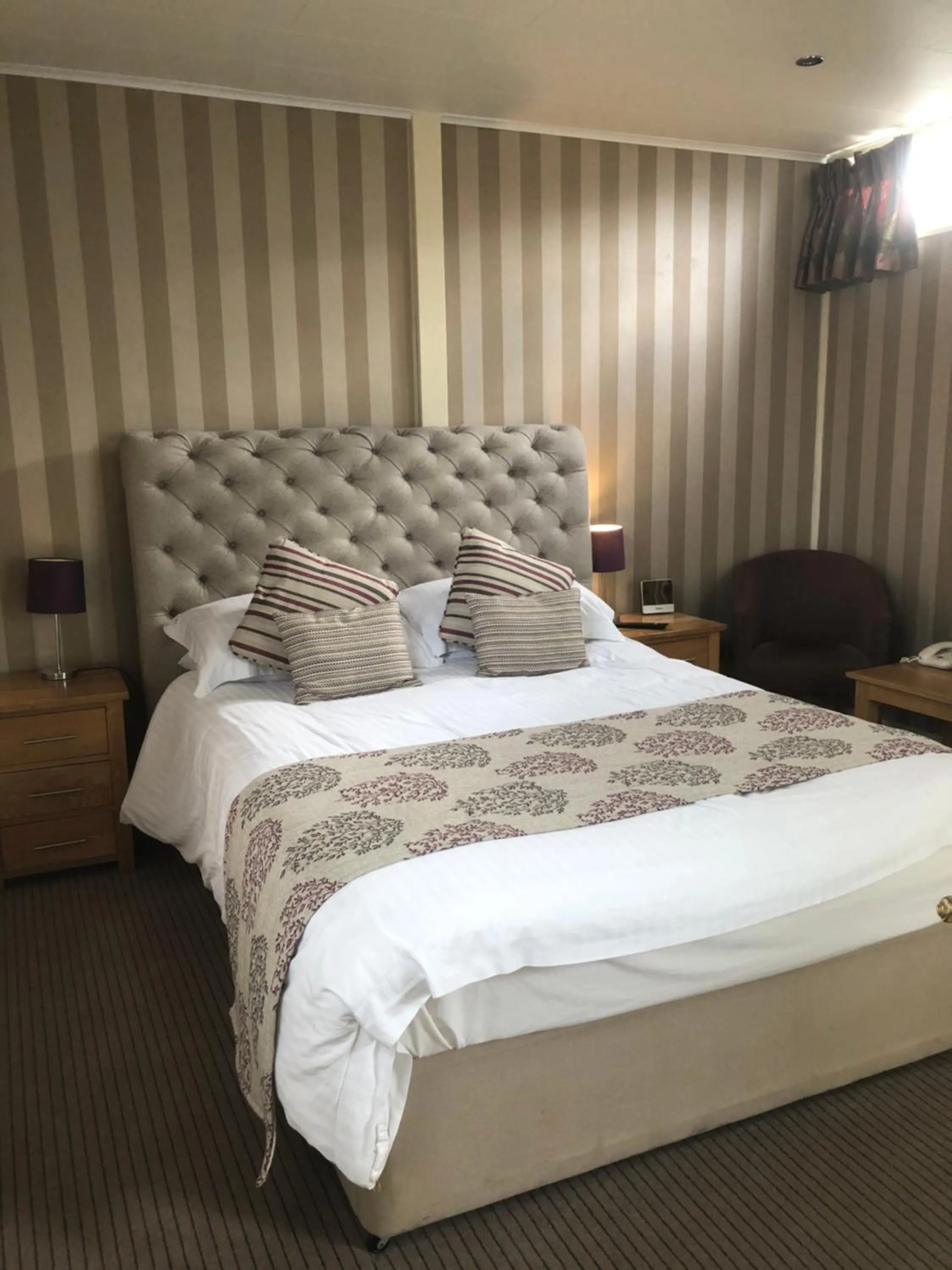 Bed in The Dog & Partridge Country Inn