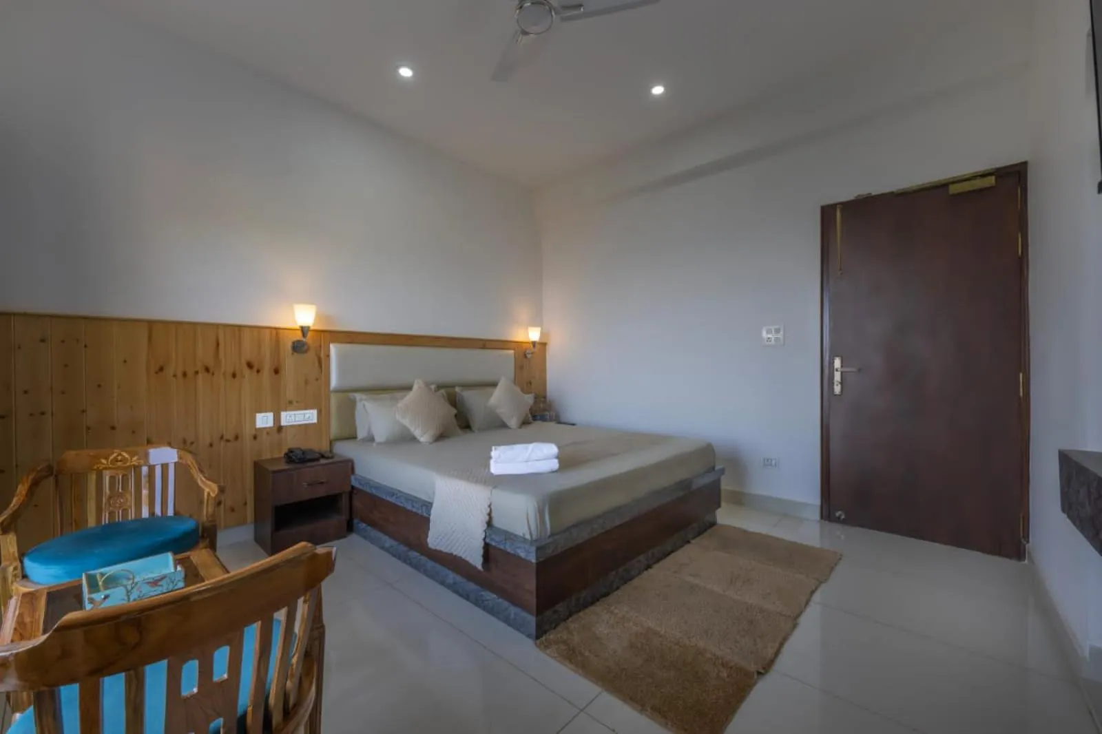 Photo of the whole room in Wonder Inn Kasauli