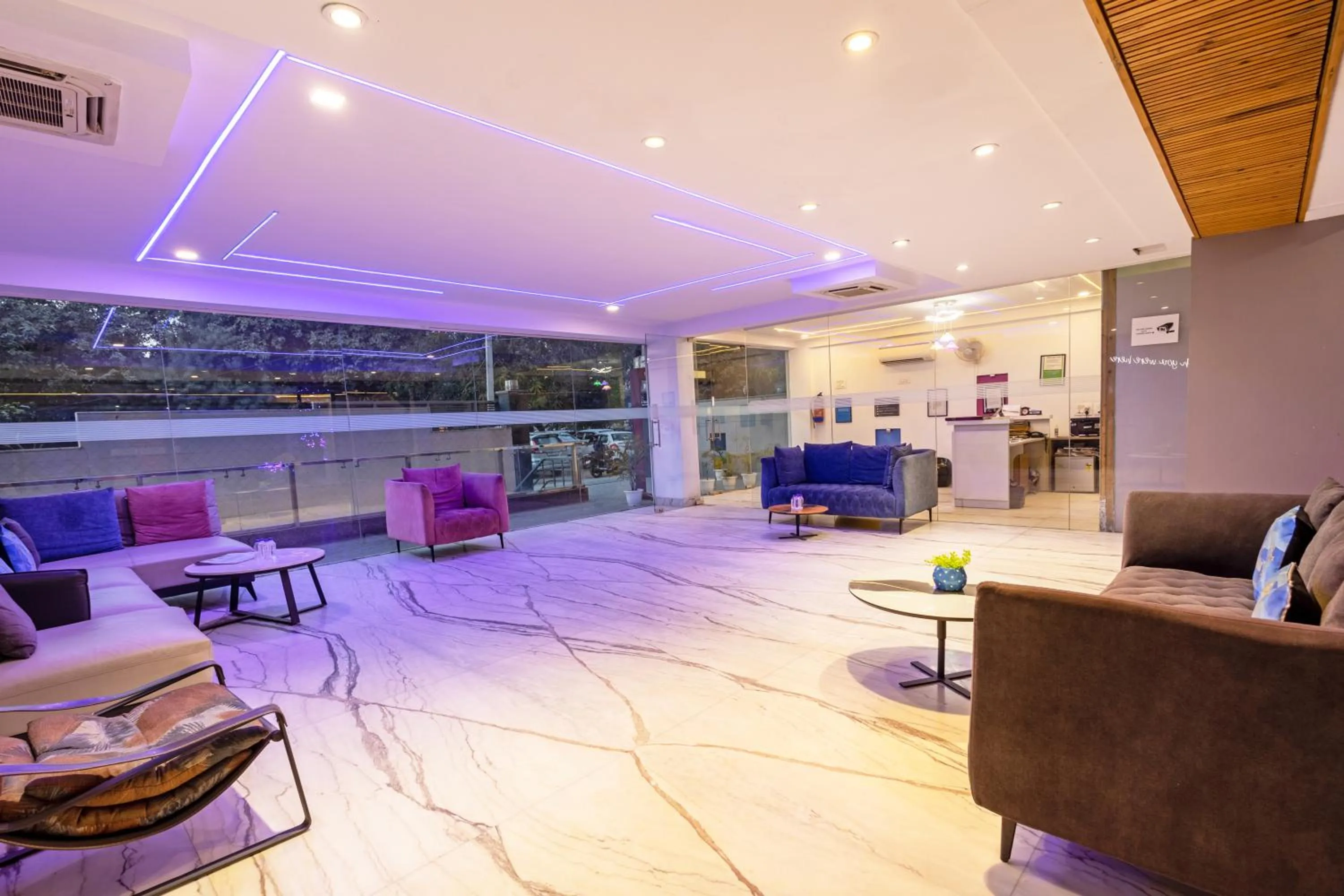 Lobby or reception in Hotel Bawa Gurgaon Medanta