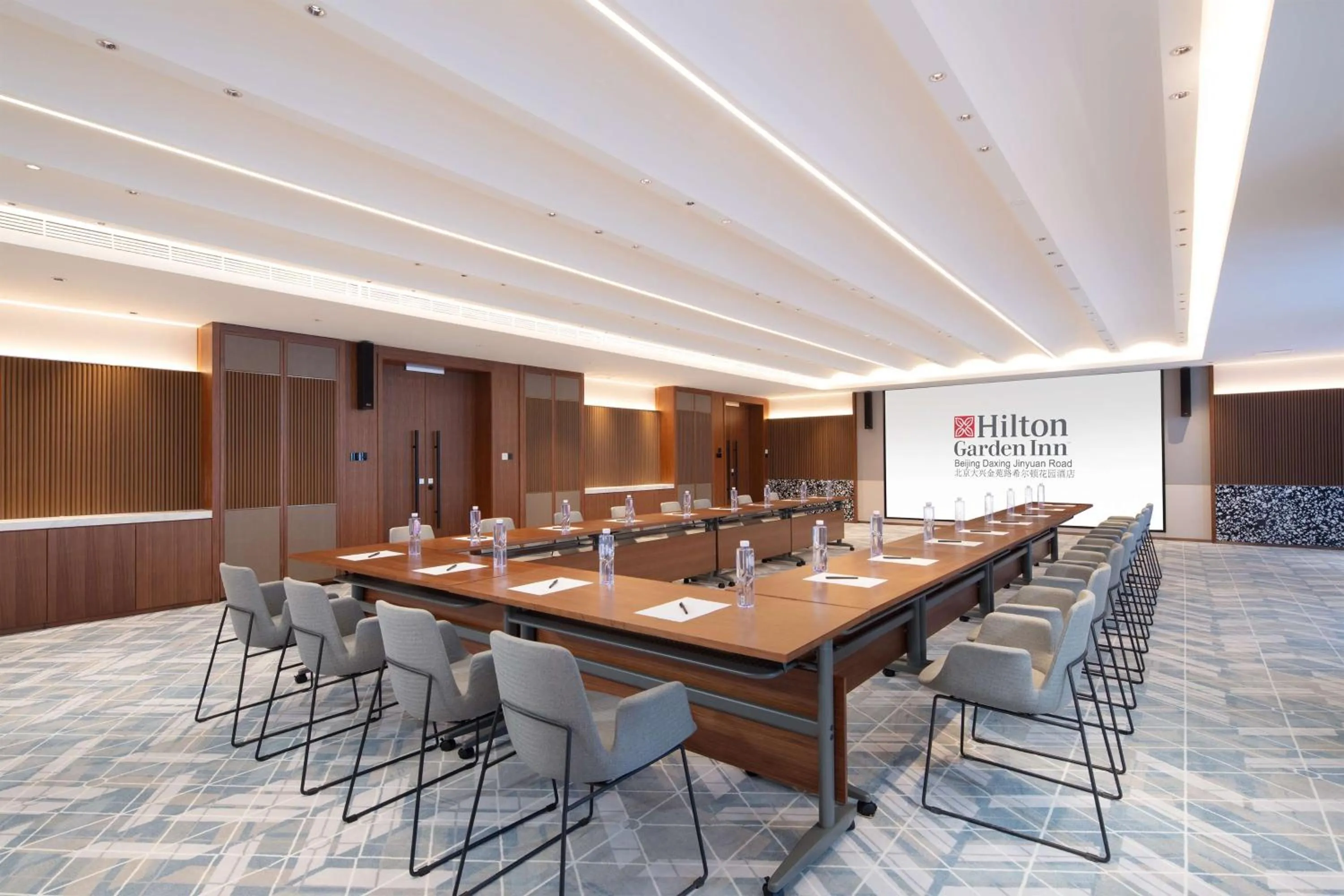Meeting/conference room in Hilton Garden Inn Beijing Daxing Jinyuan Road