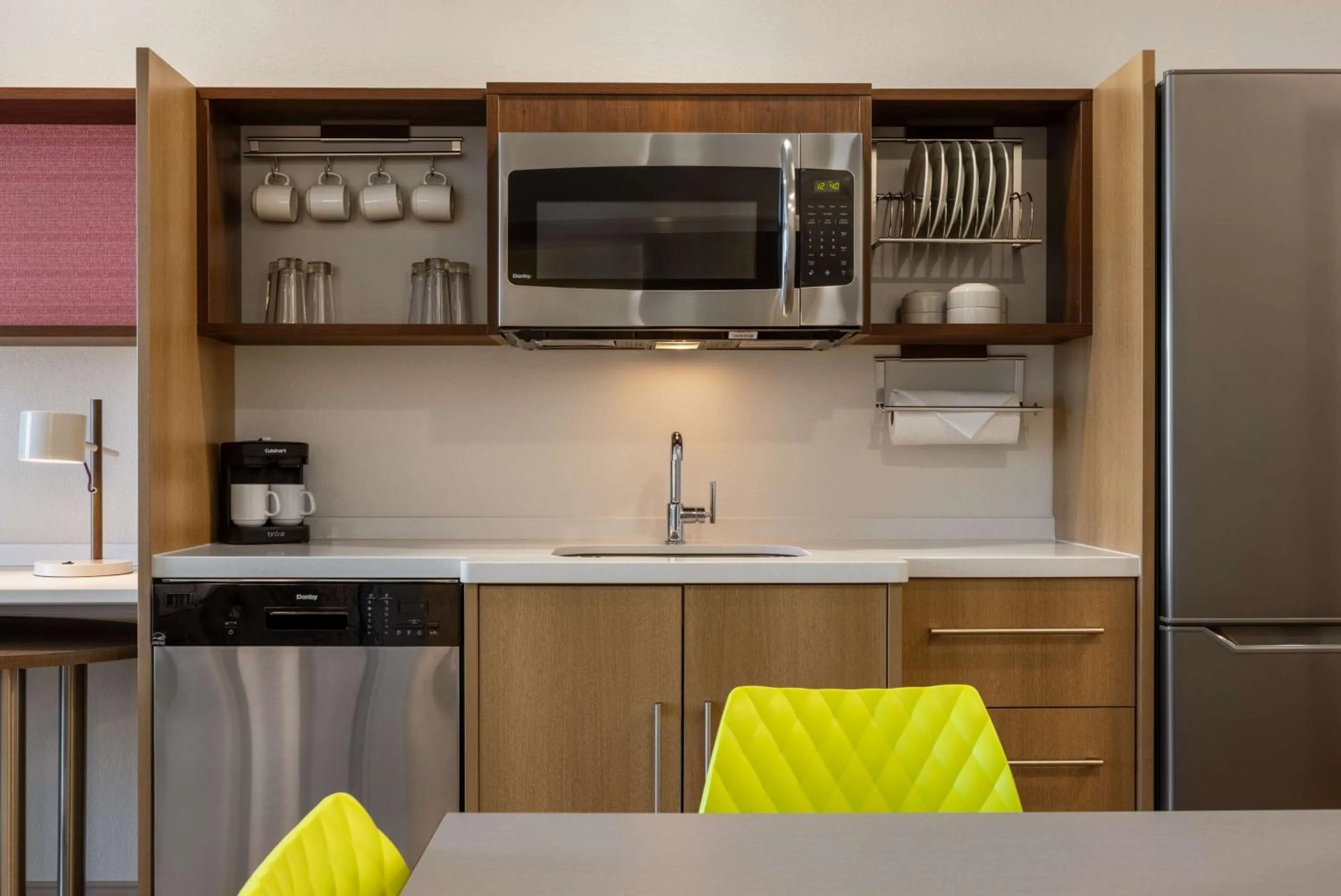 Kitchen or kitchenette in Home2 Suites By Hilton Ankeny