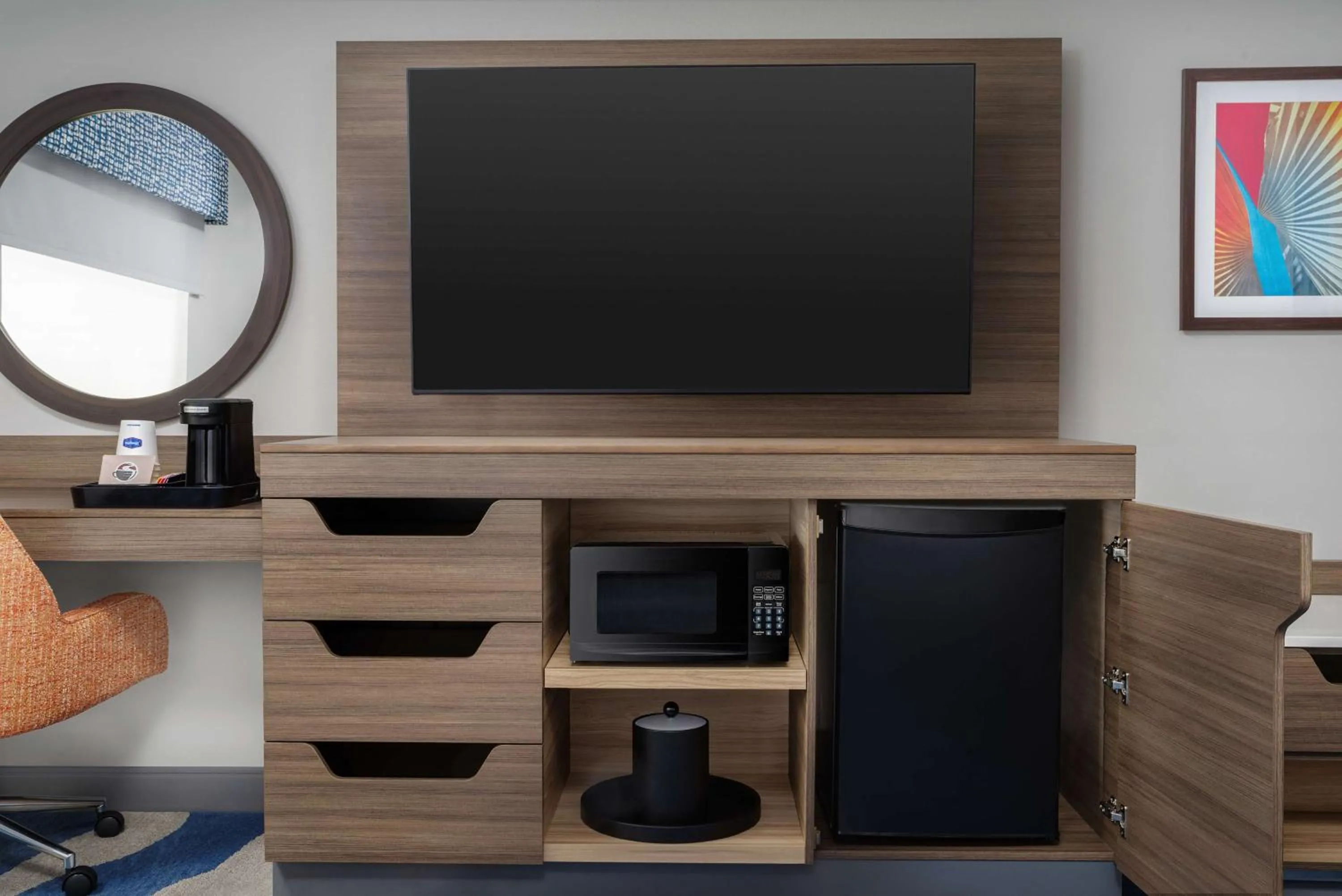 Photo of the whole room in Hampton Inn & Suites Naples South