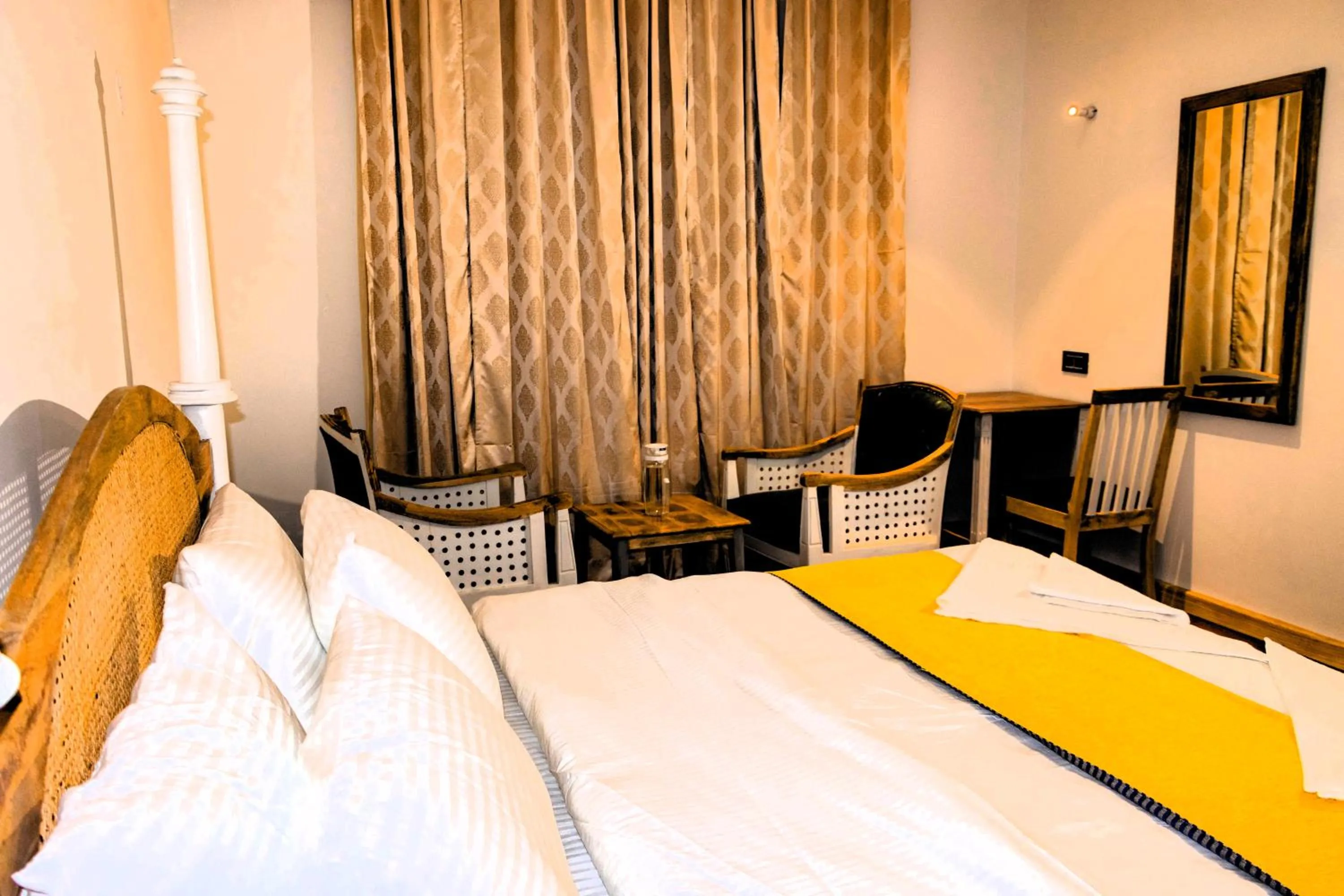 Bed in Hotel El Castello