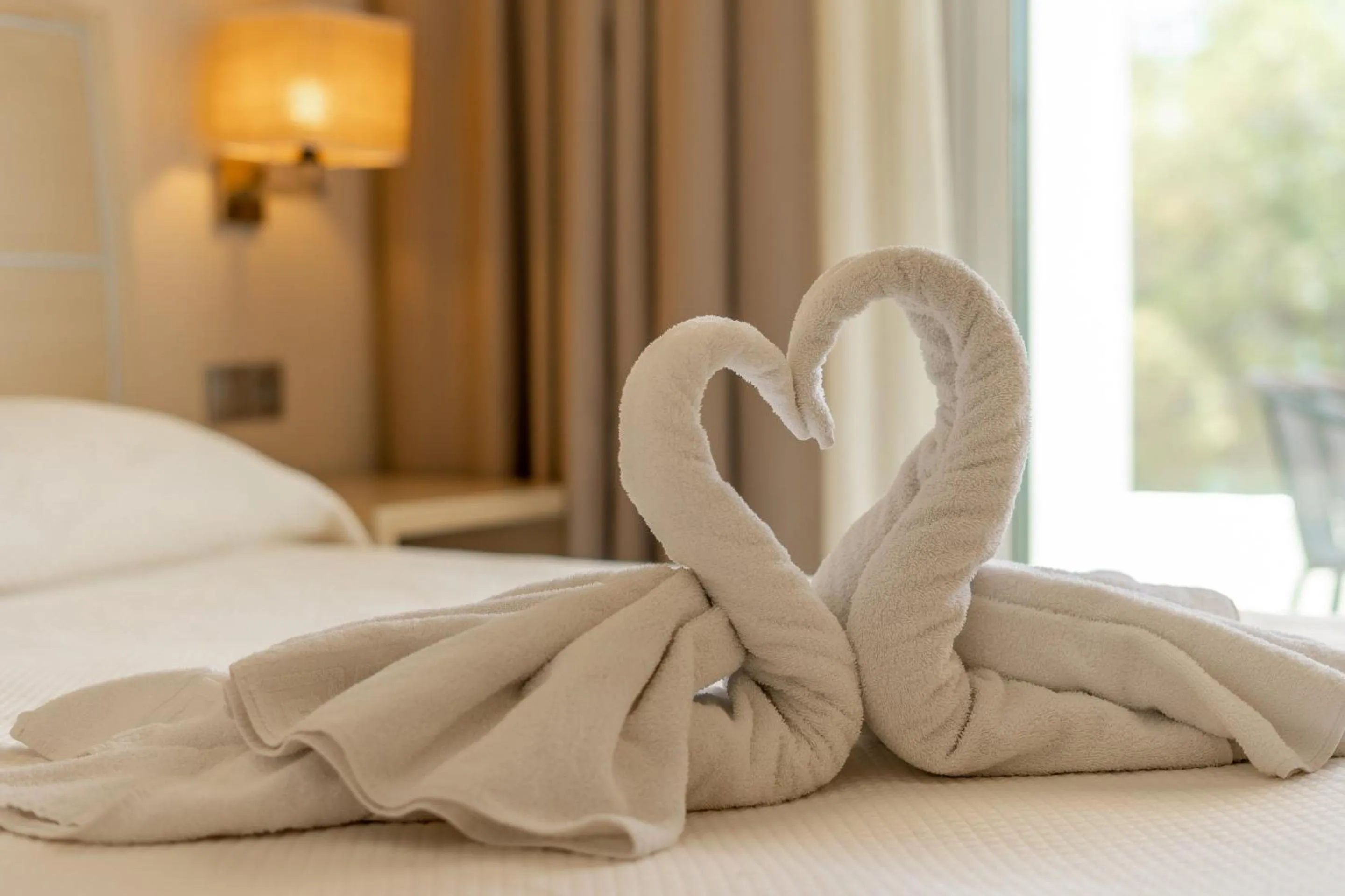 Bedroom, Bed in Kamari Beach