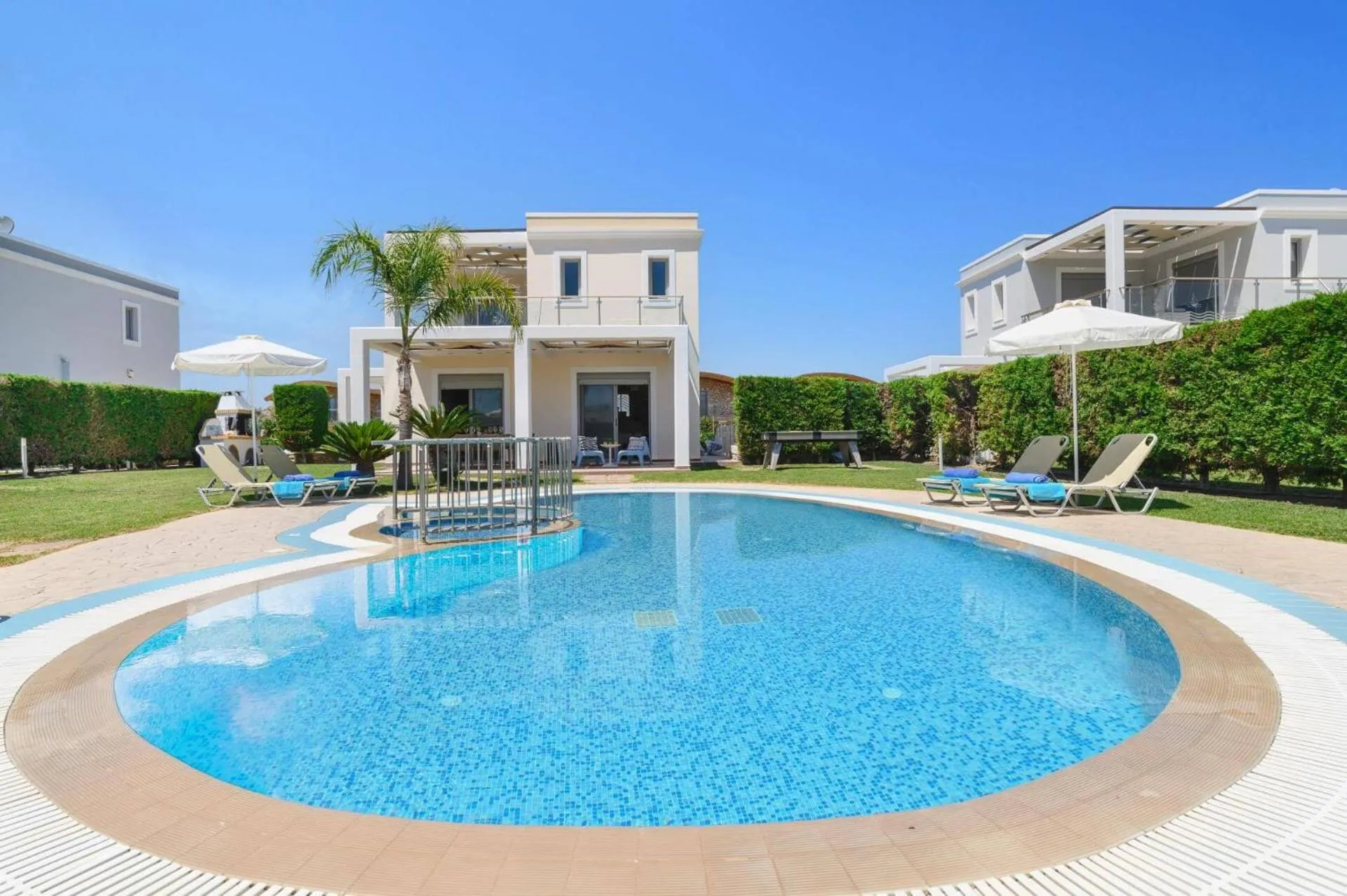 Swimming pool in Kamari Beach