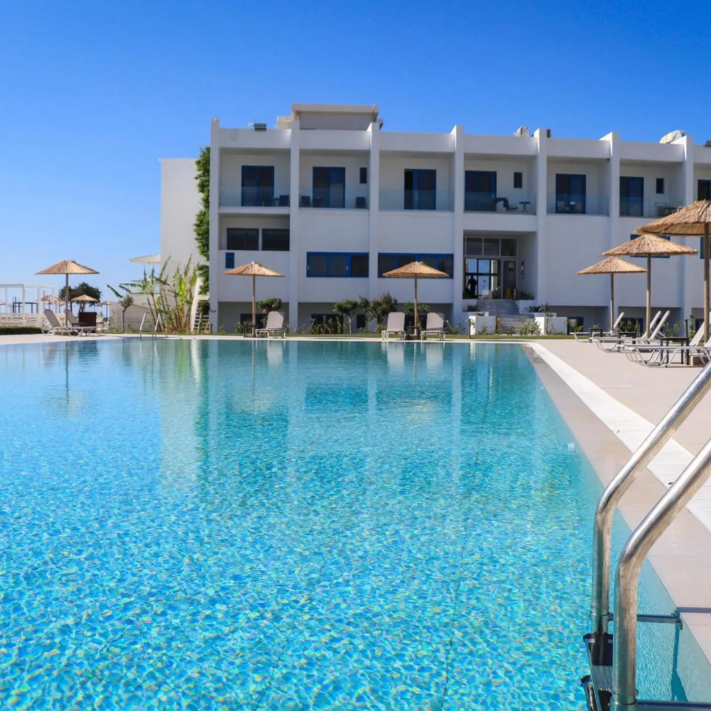 Swimming pool in Kamari Beach