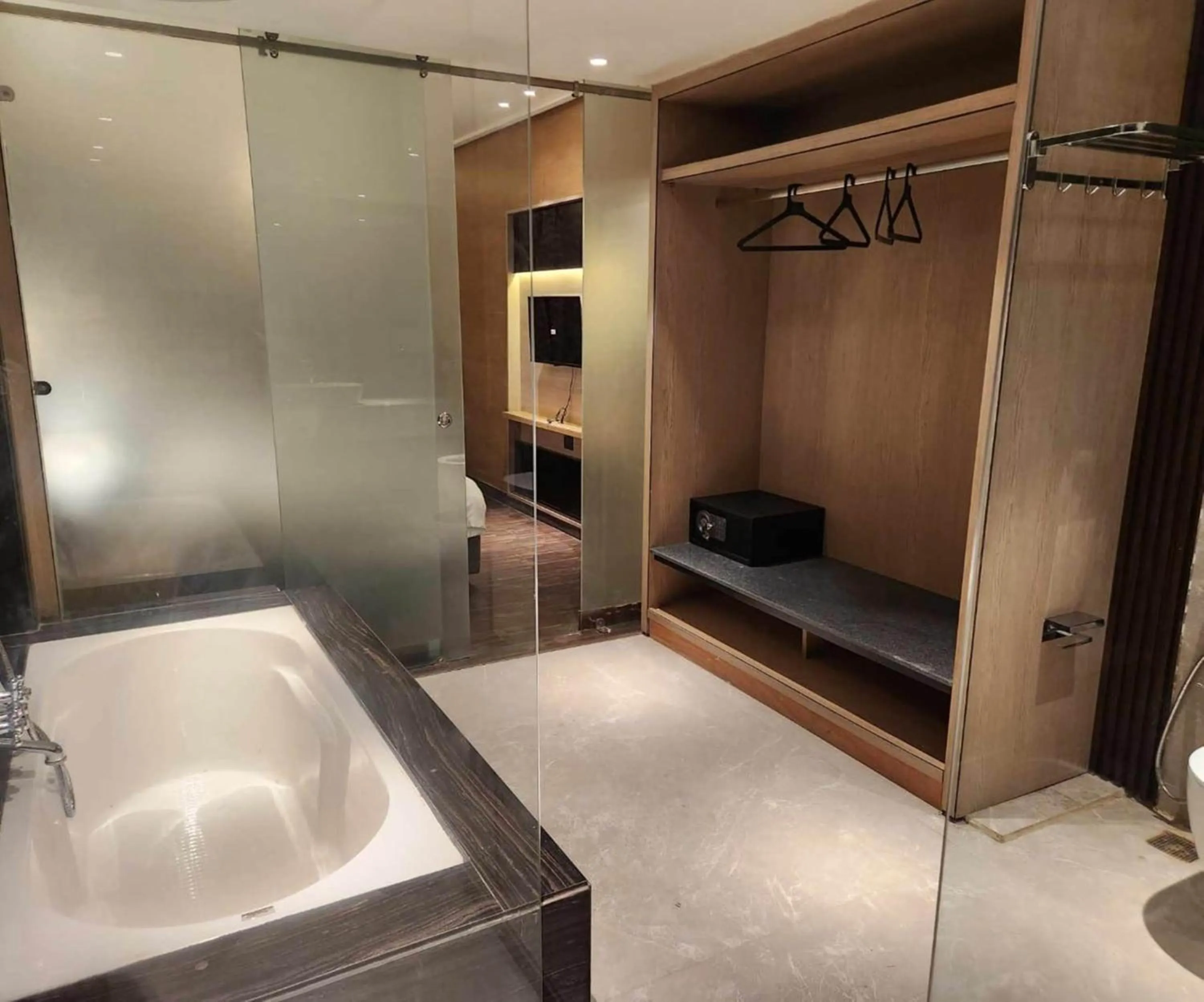 Hot Tub in Hotel Levelup Signature