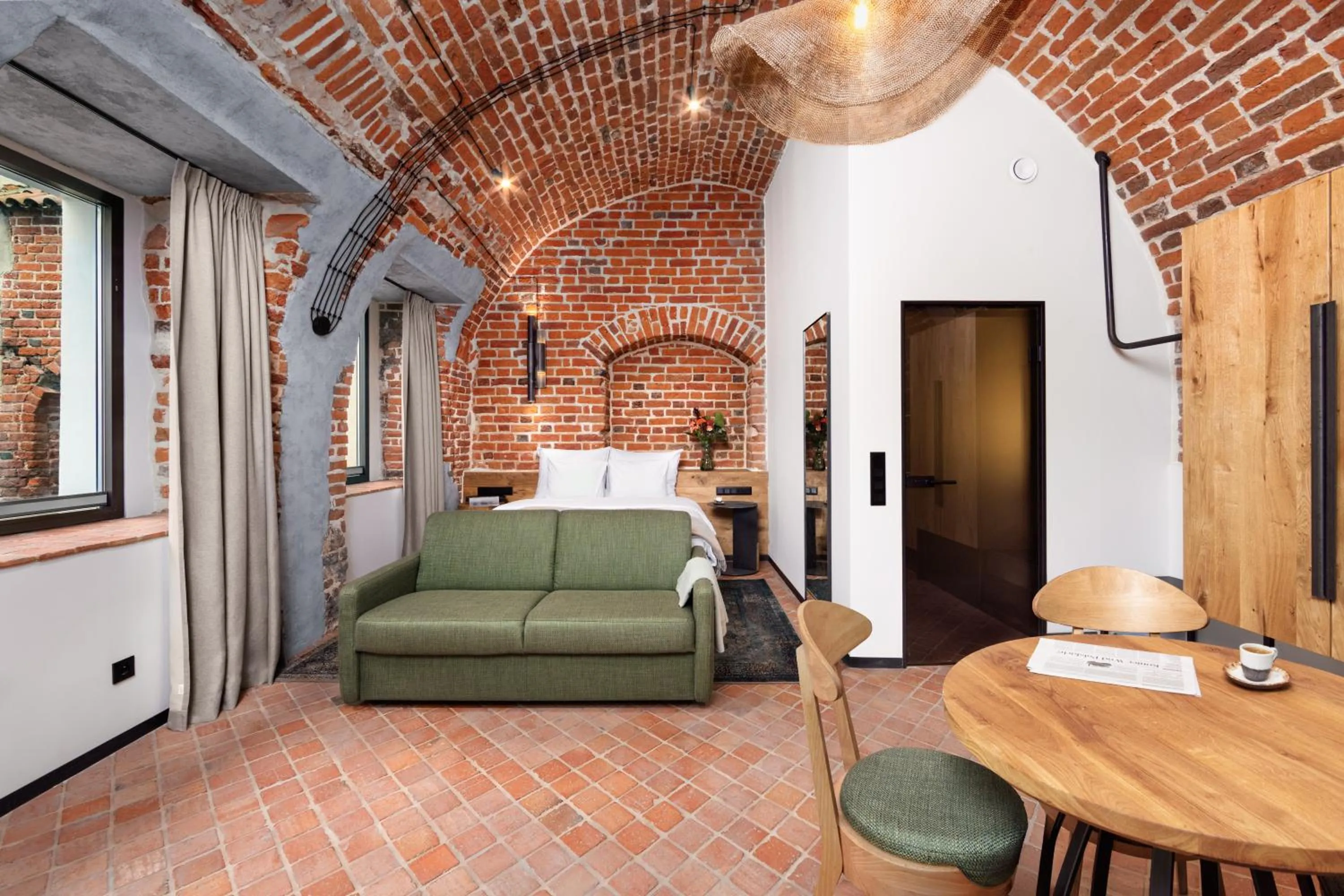 Bed in Nomadic Urban Premium Suites