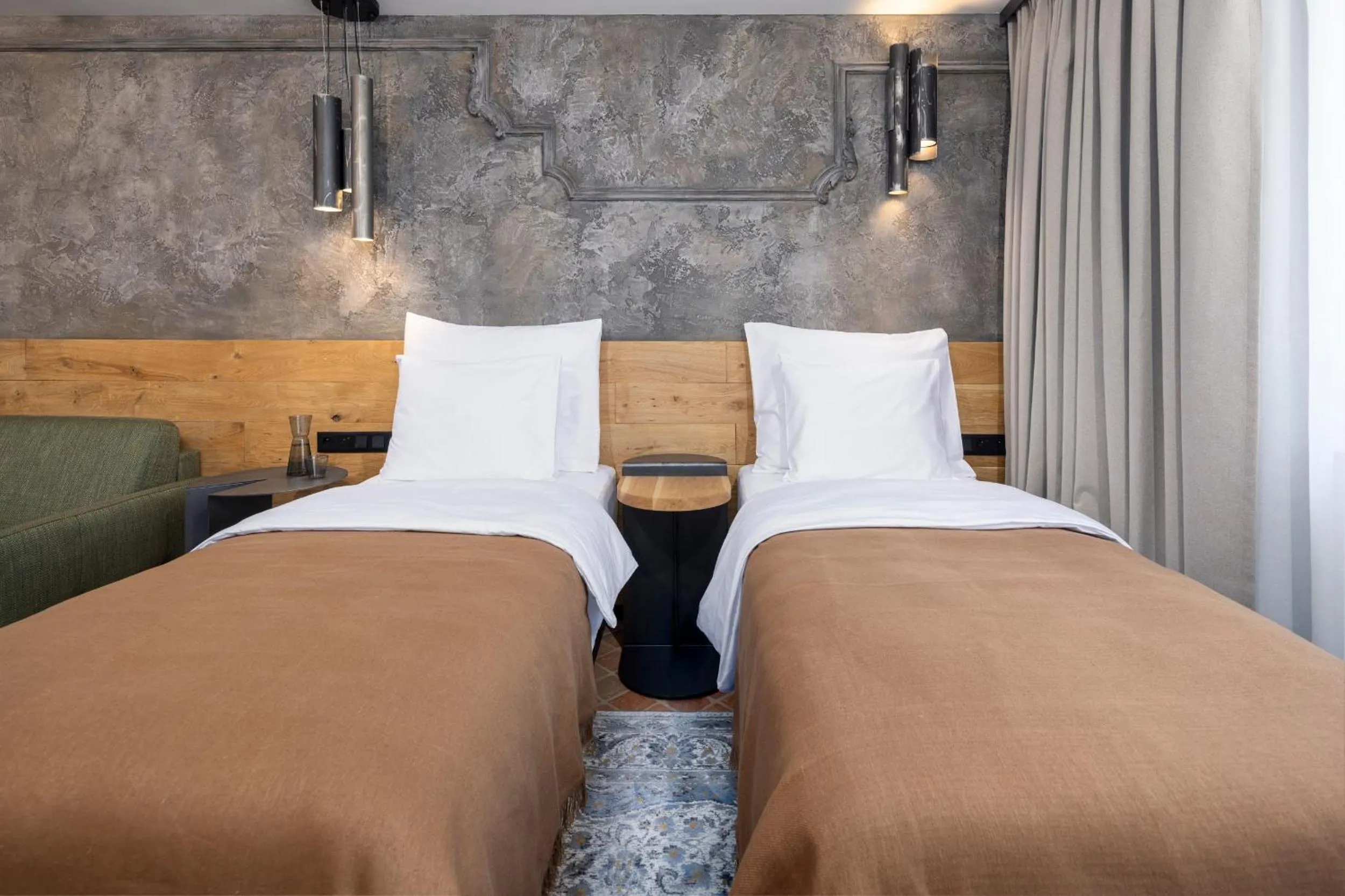 Bed in Nomadic Urban Premium Suites