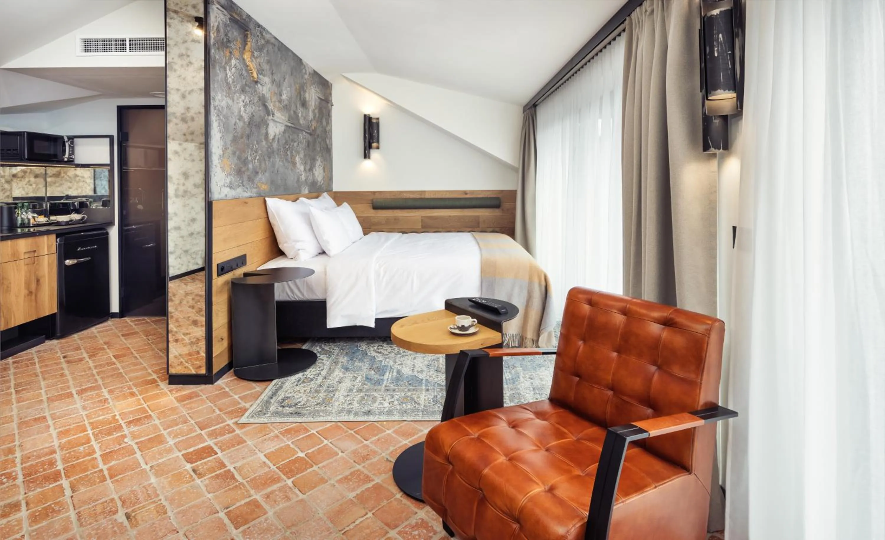 Bed in Nomadic Urban Premium Suites