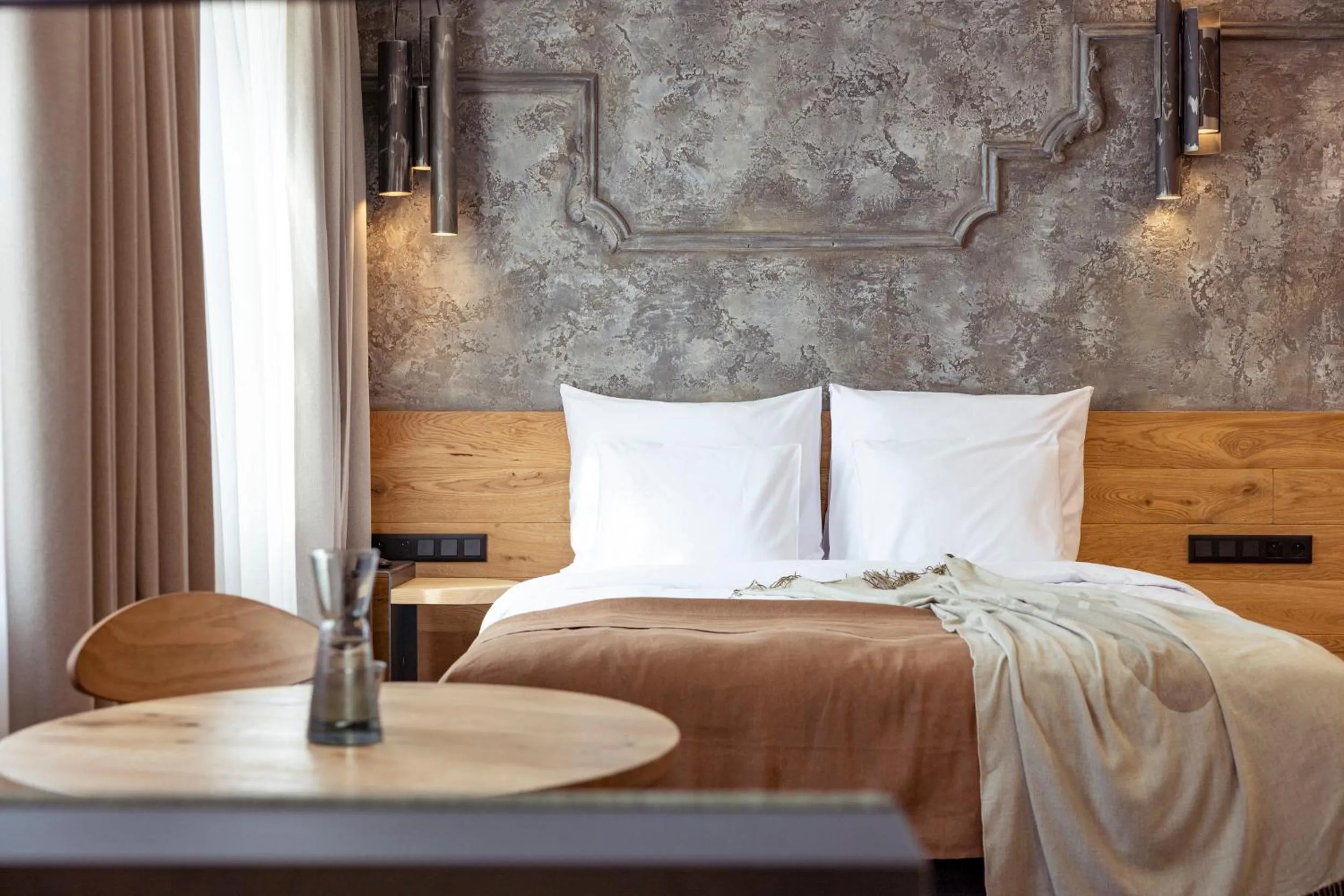 Bed in Nomadic Urban Premium Suites