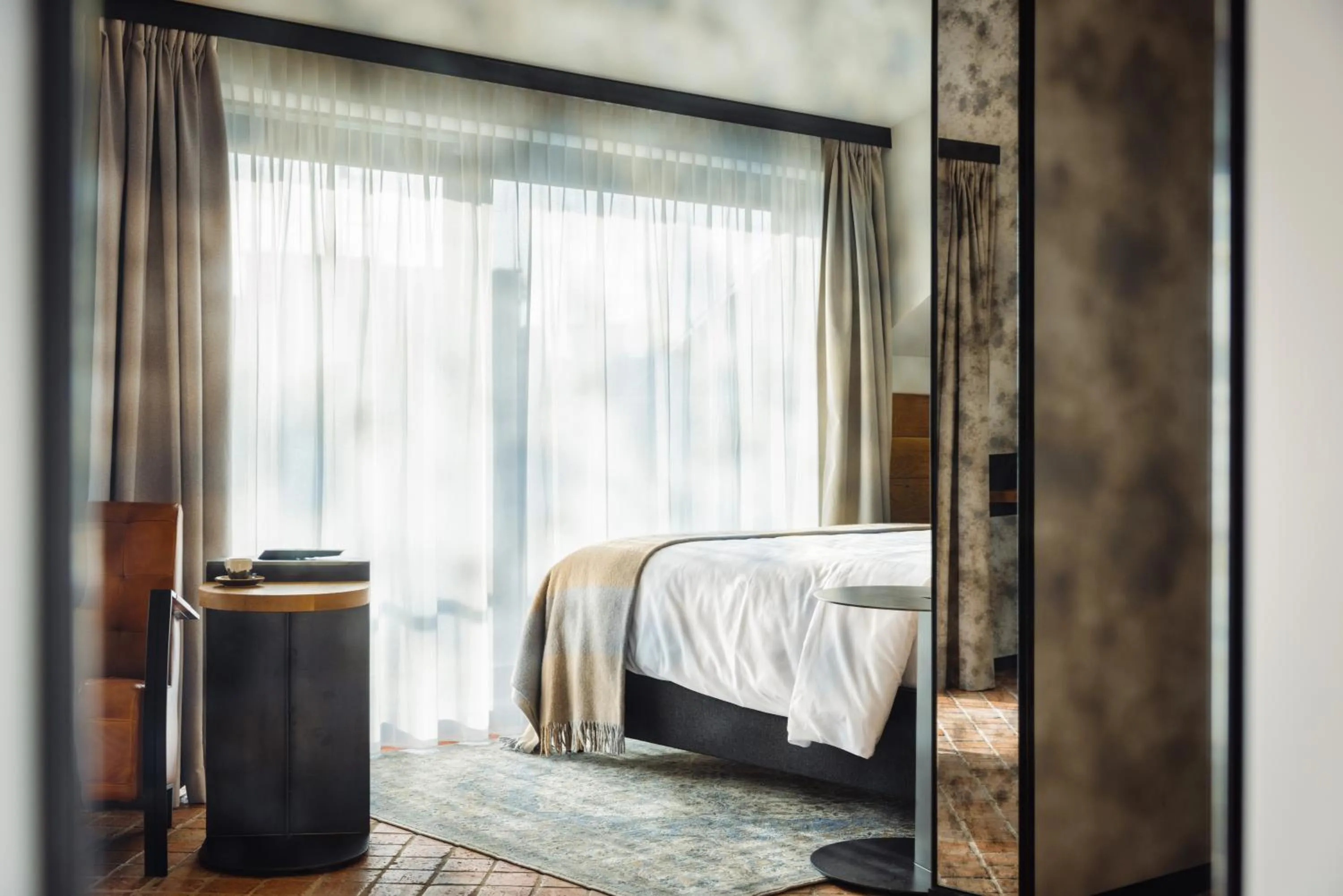 Bed in Nomadic Urban Premium Suites