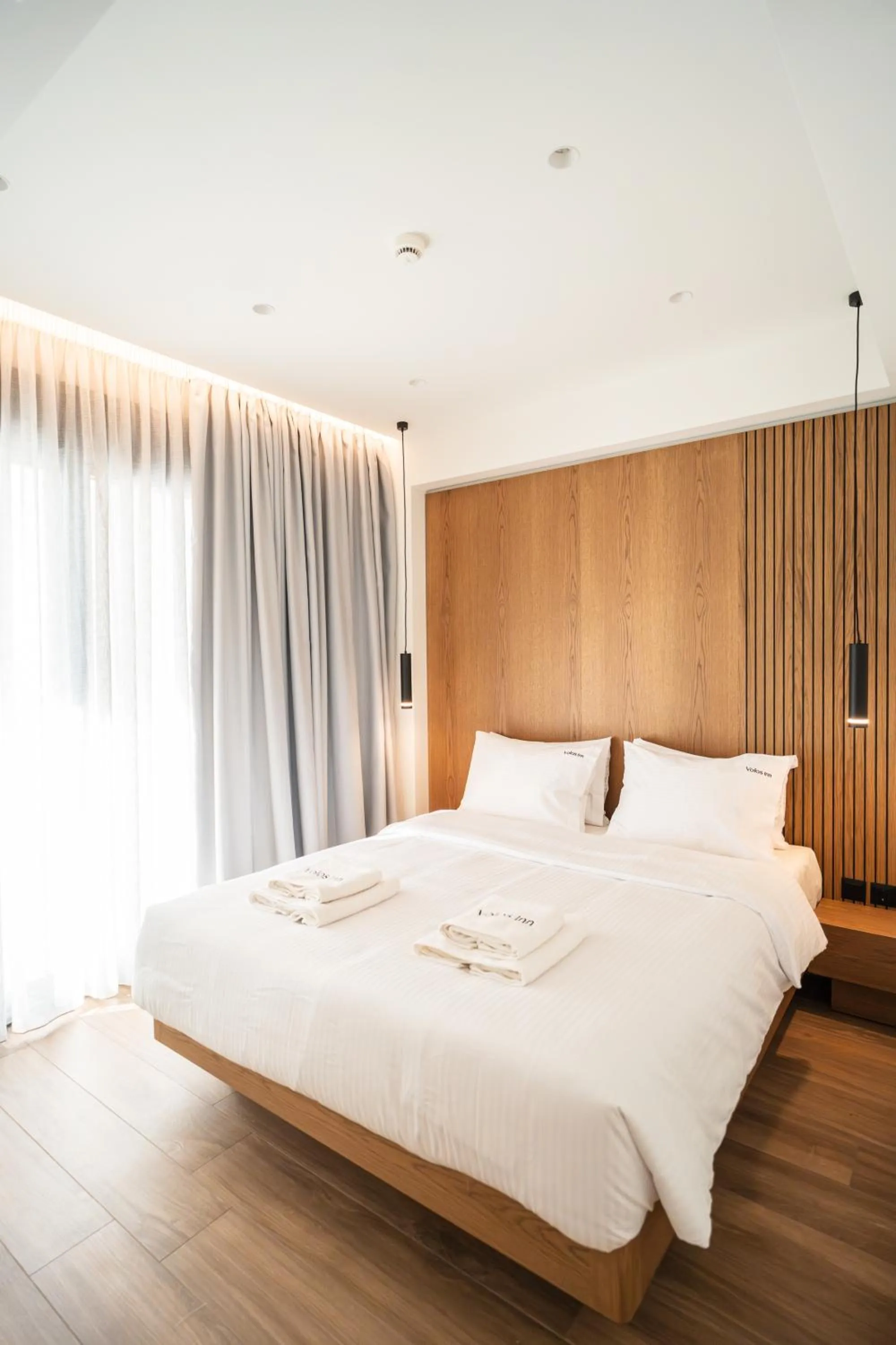 Bed in Volos Inn Hotel