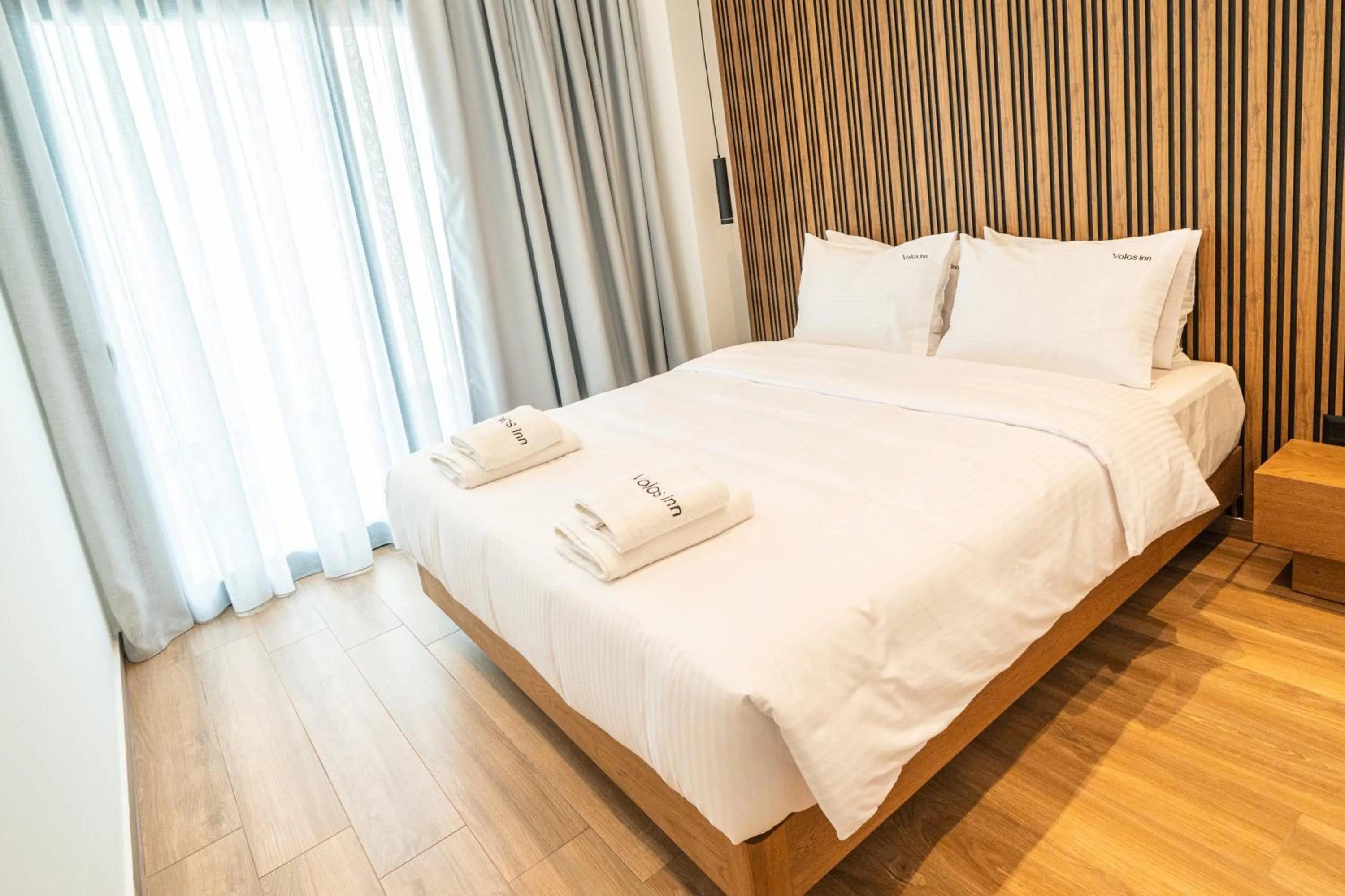 Bed in Volos Inn Hotel