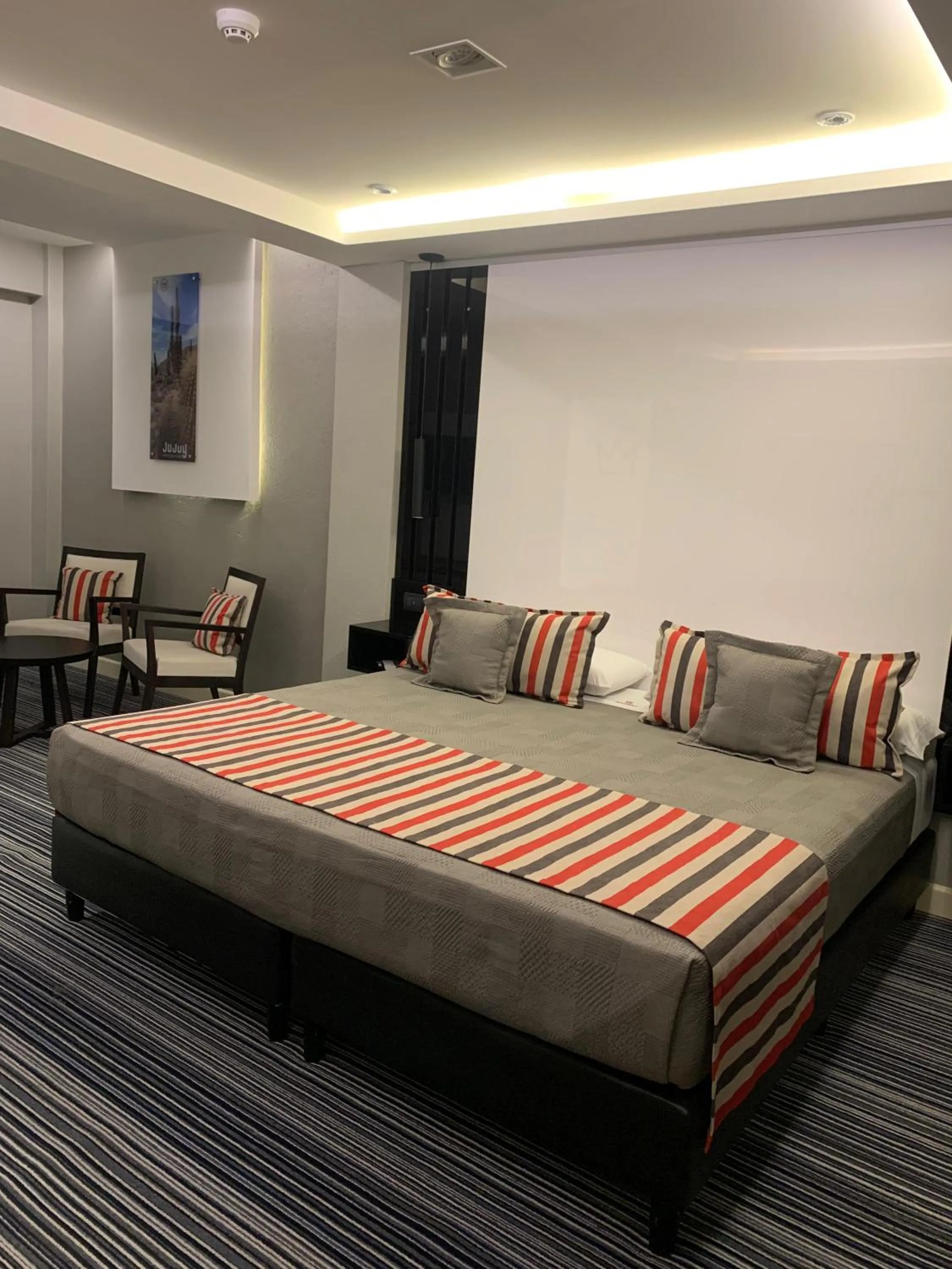 Photo of the whole room, Bed in Benjamín I