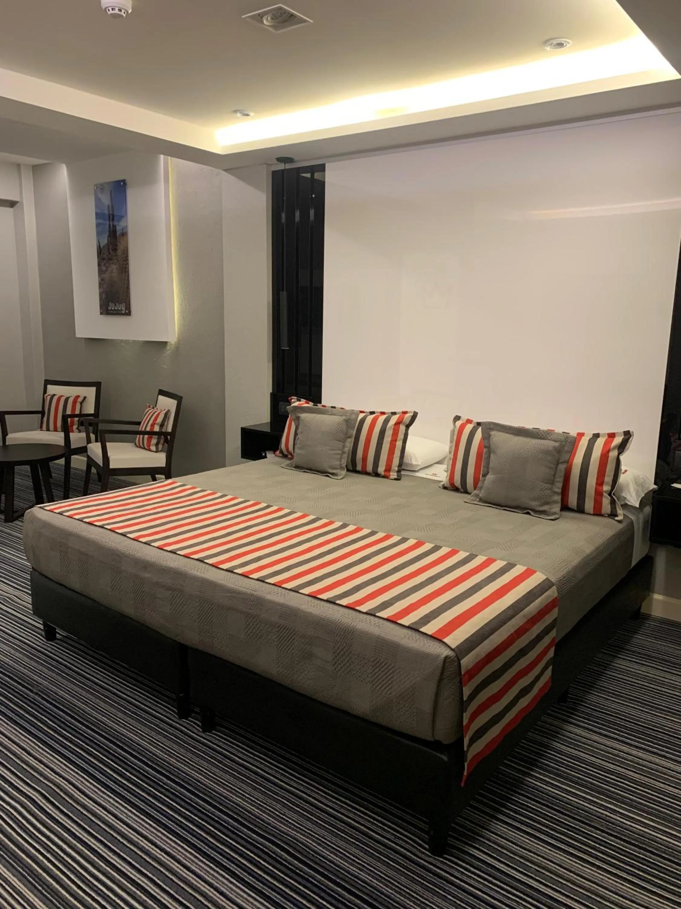 Photo of the whole room, Bed in Benjamín I