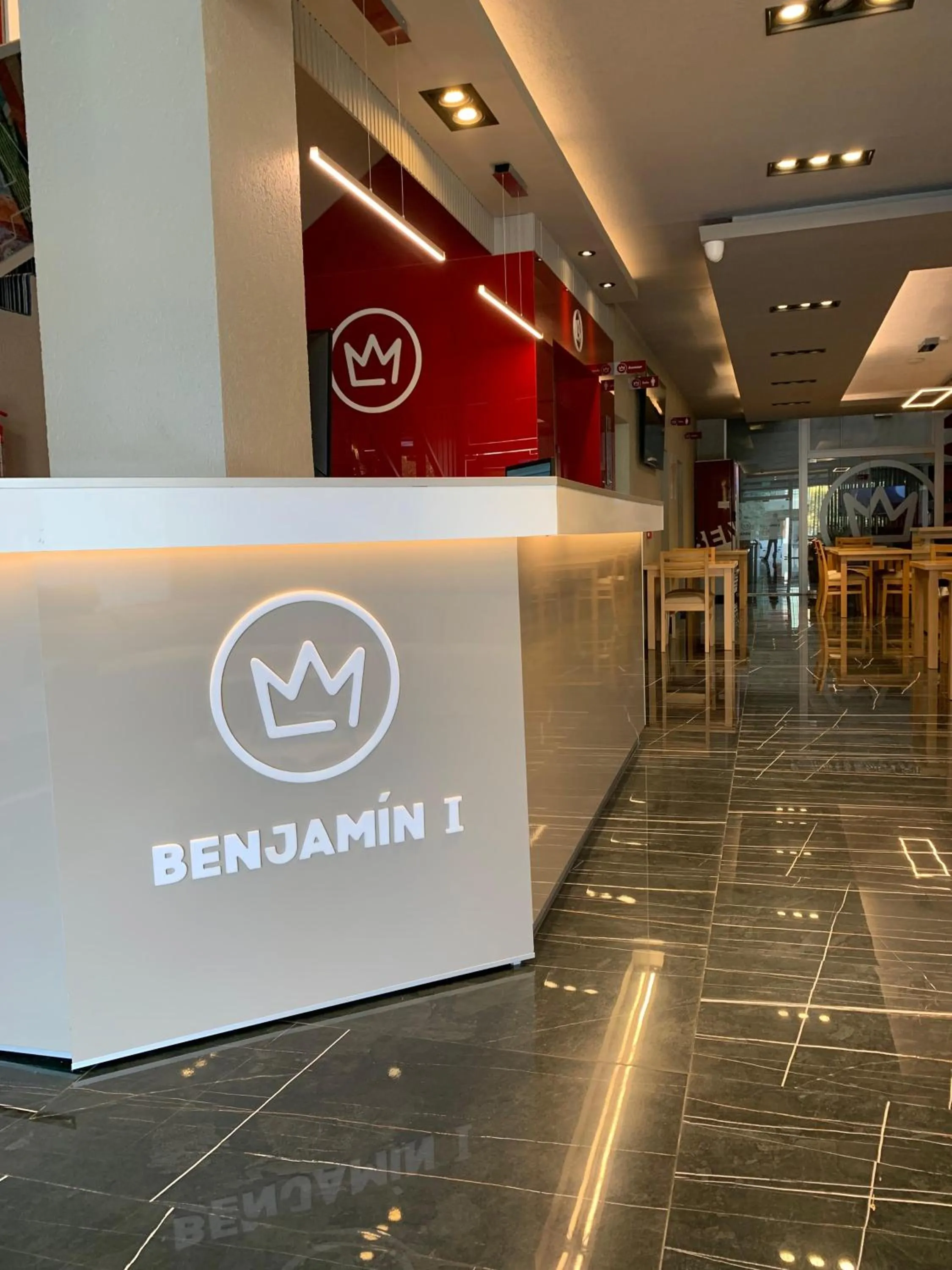 Property logo or sign in Benjamín I