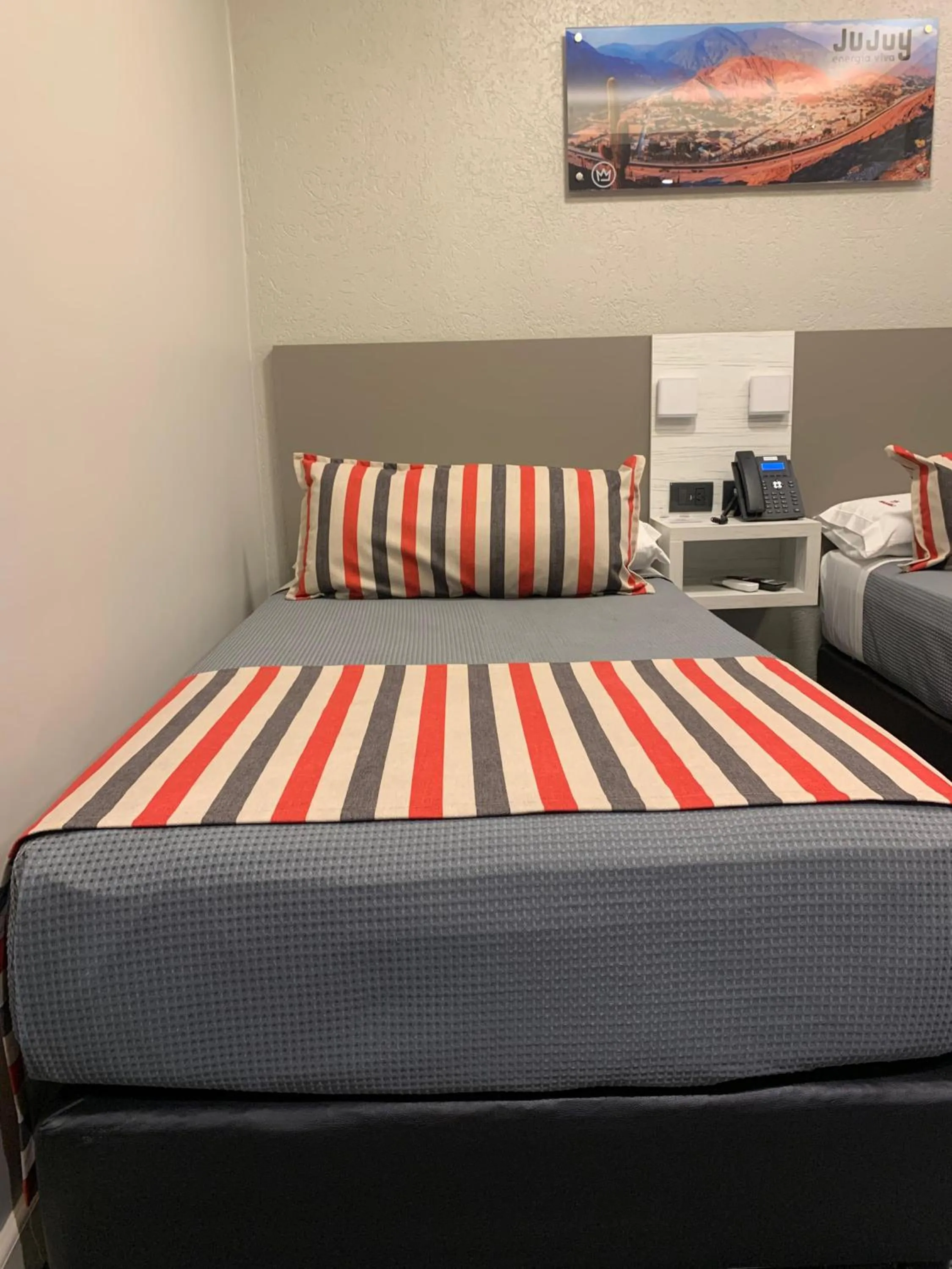 Photo of the whole room, Bed in Benjamín I