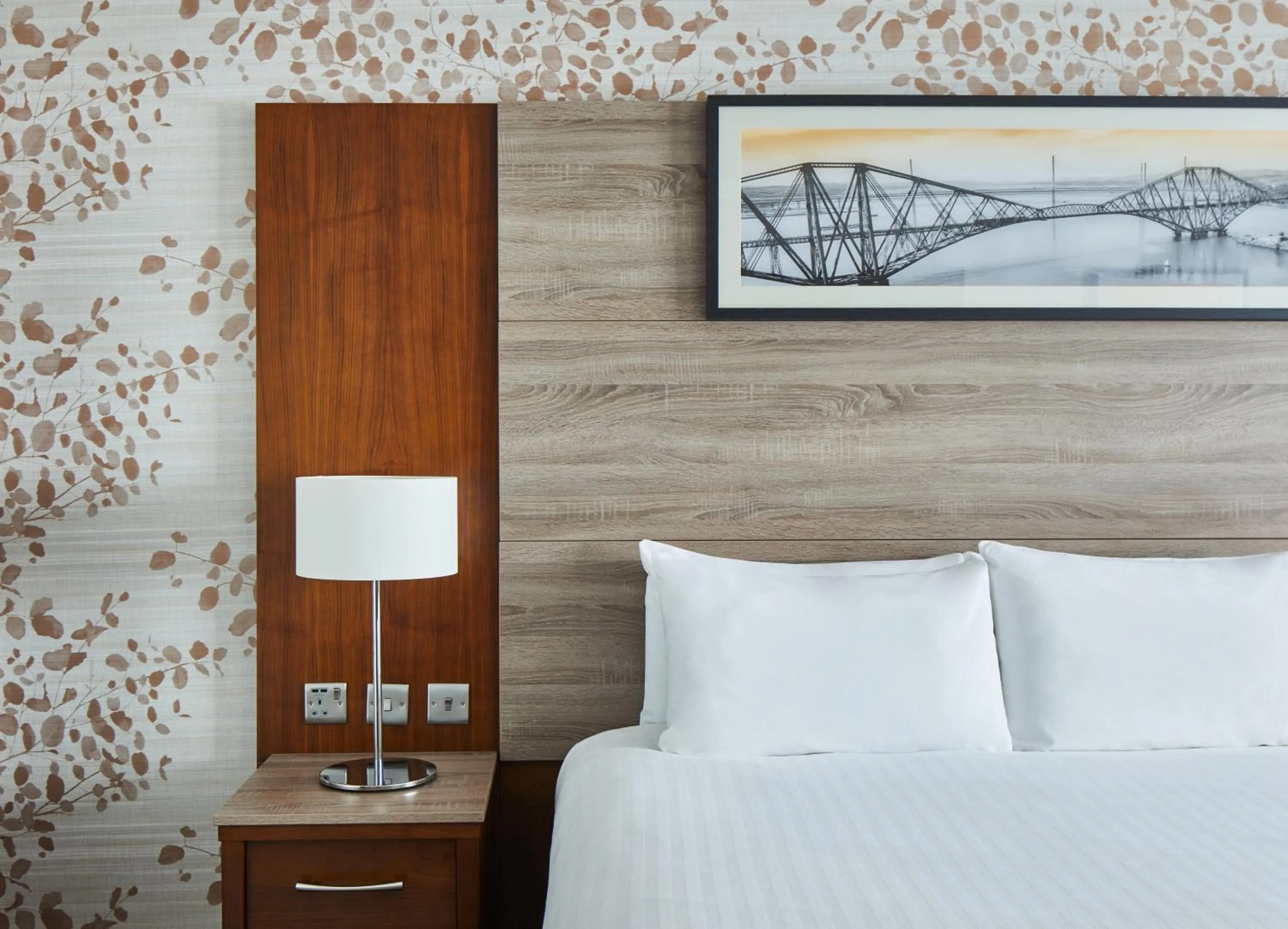 Bedroom, Bed in Leonardo Edinburgh Murrayfield