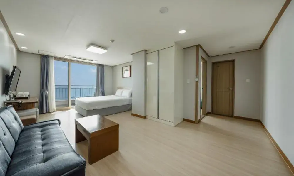 Special Queen Two room Oceanview in Mud Beach Hotel Special Queen Two room Oceanview in Mud Beach Hotel