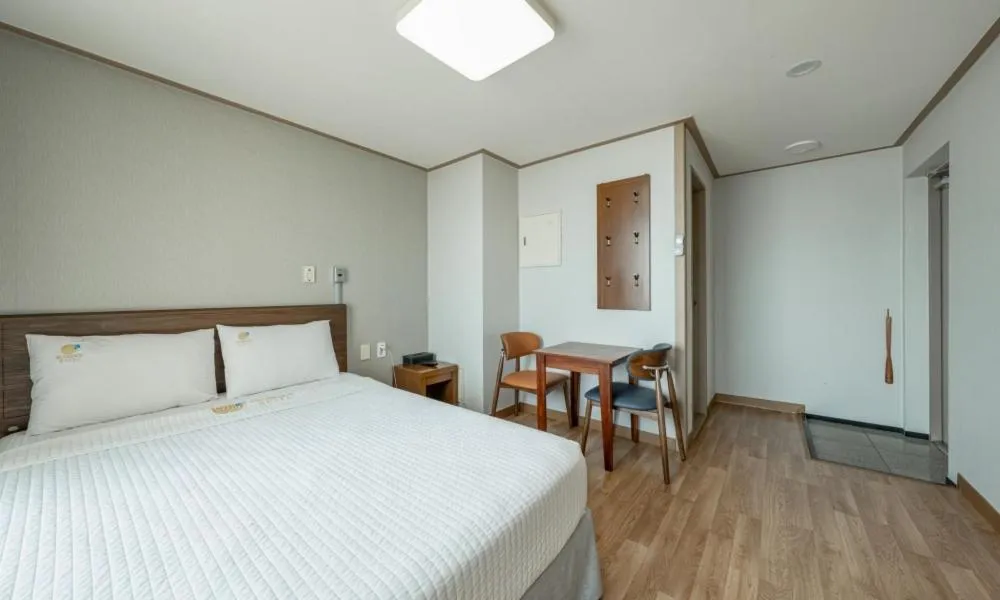 Bed in Mud Beach Hotel