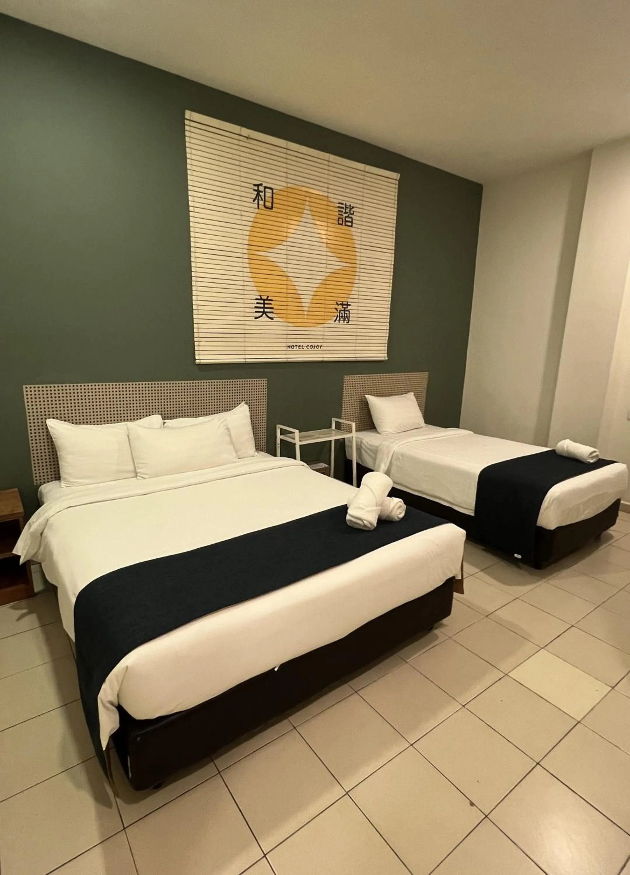 Bed in Cojoy Hotel @ Chinatown