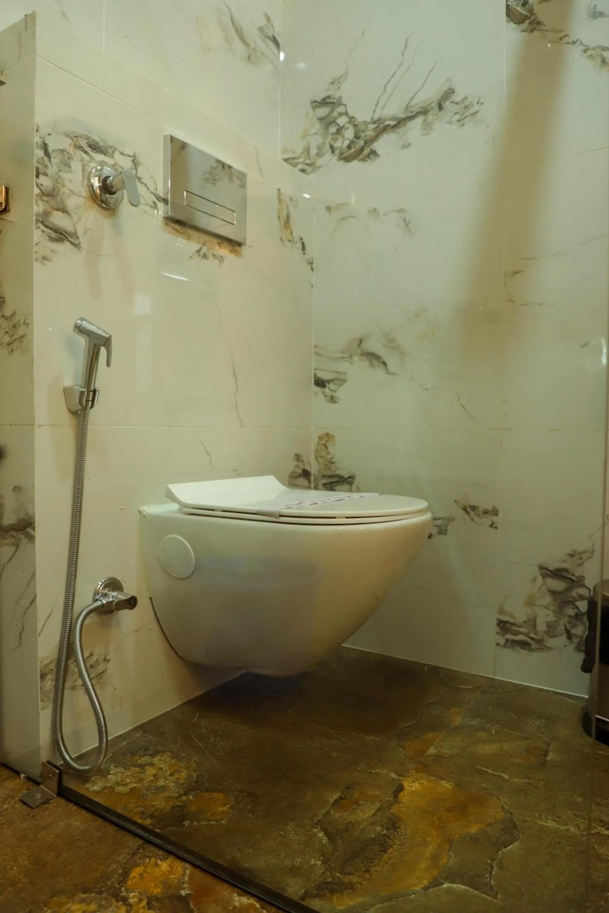 Kasar Himalaya Holiday Resort, Binsar Rd