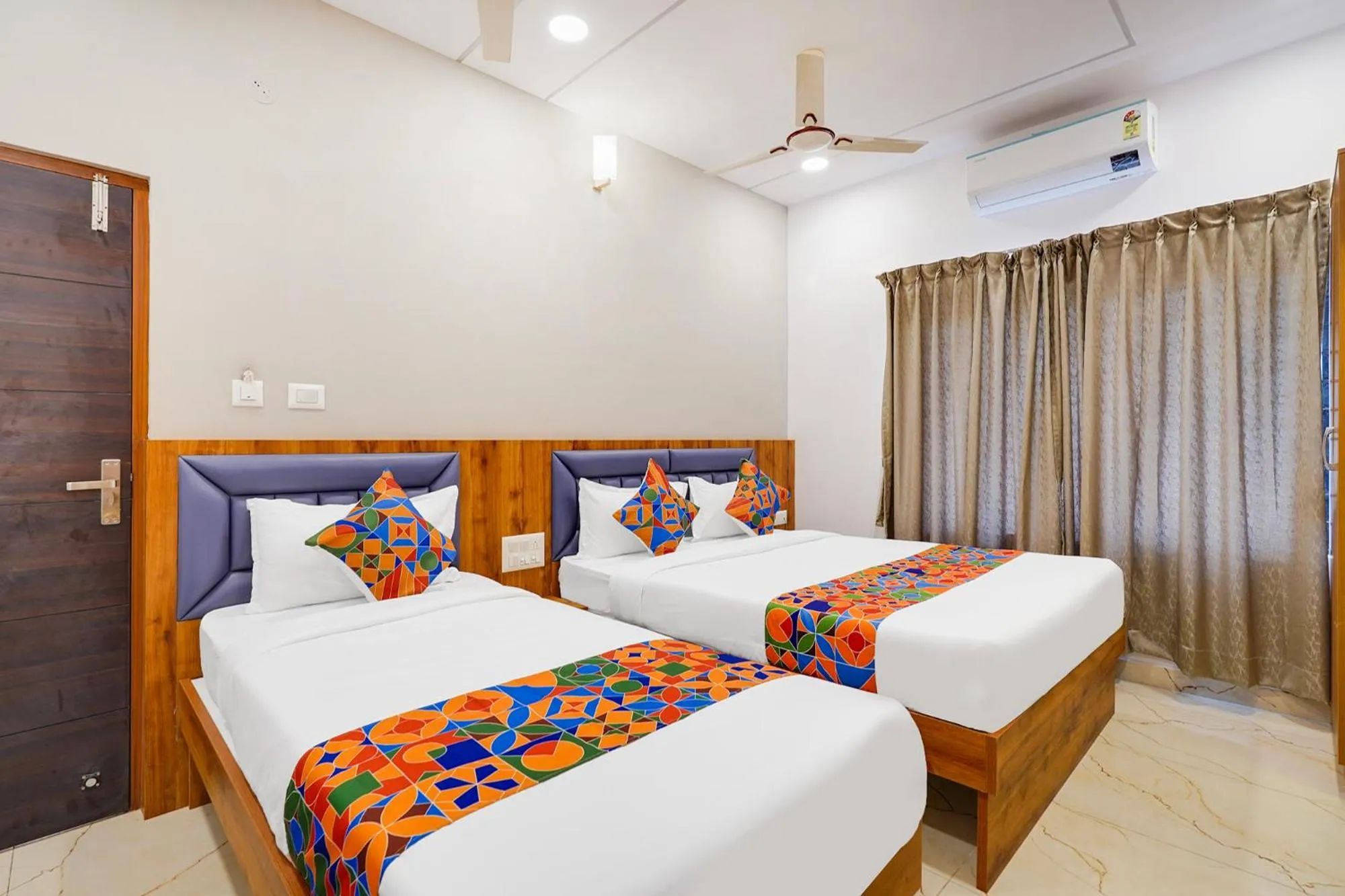 Bed in FabHotel Royal Grand - Basaveshwar Nagar