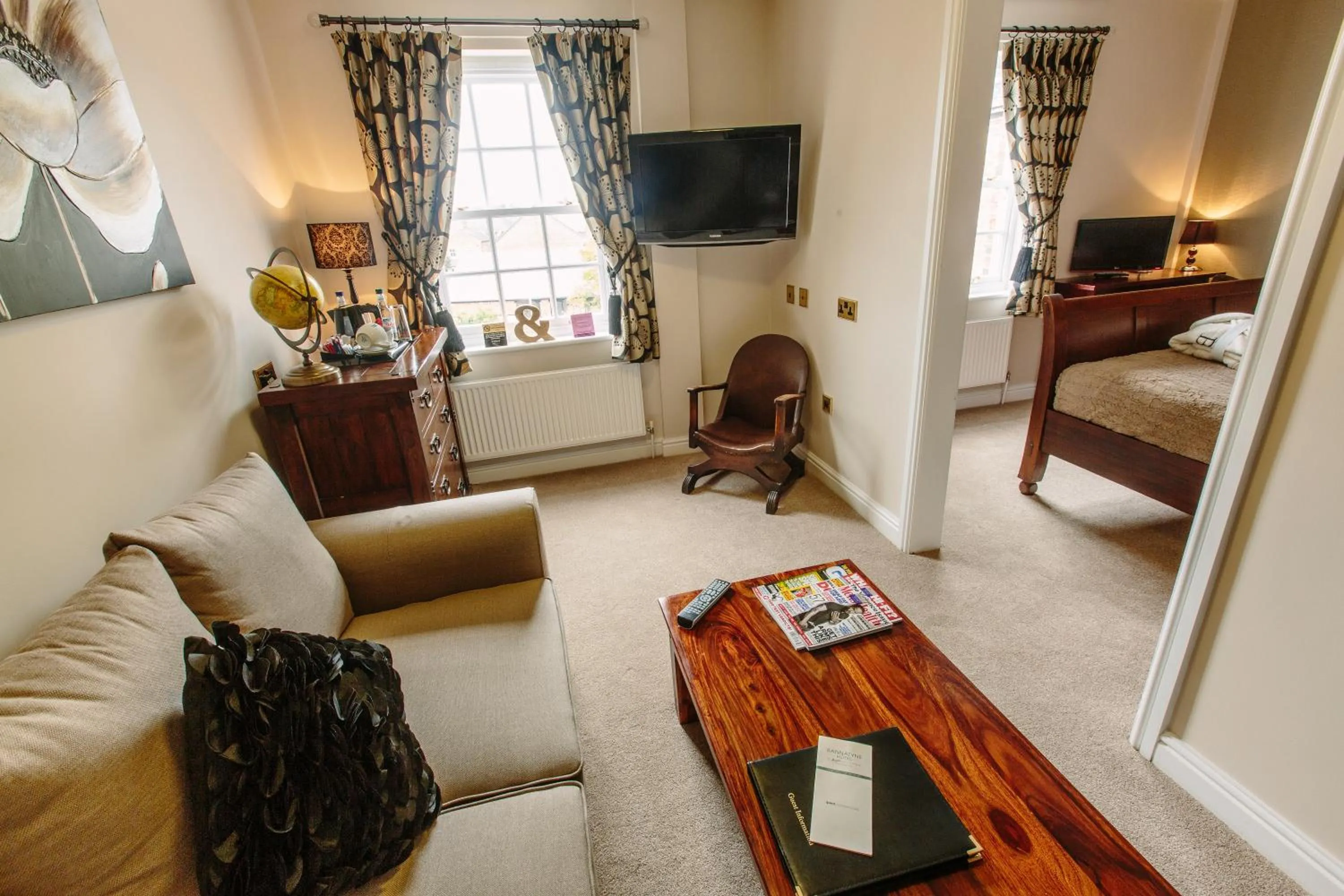 Living room, Bed in Bannatyne Hotel Darlington