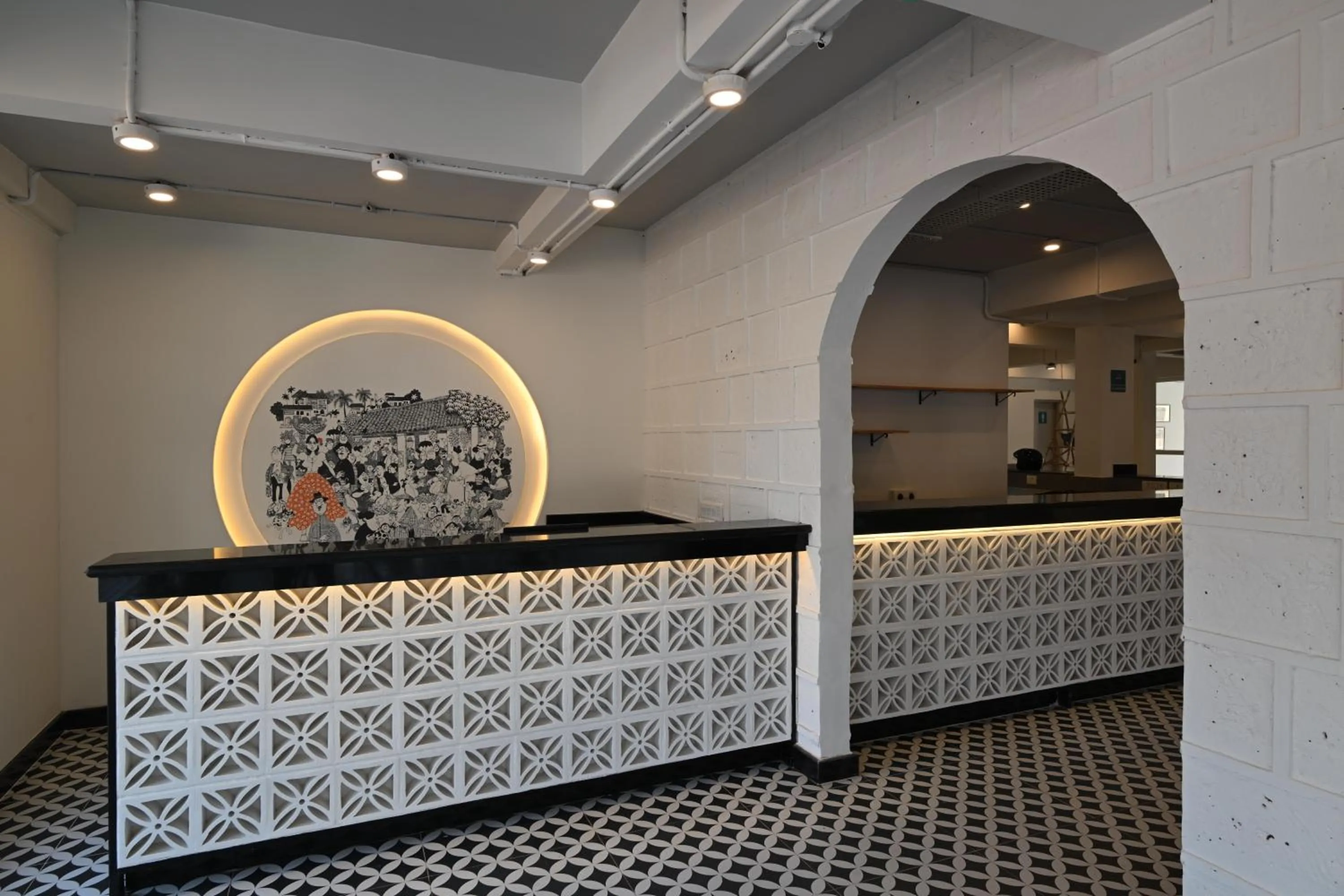 Lobby or reception in Bedzzz Xclusiv Morjim, Goa By Leisure Hotels