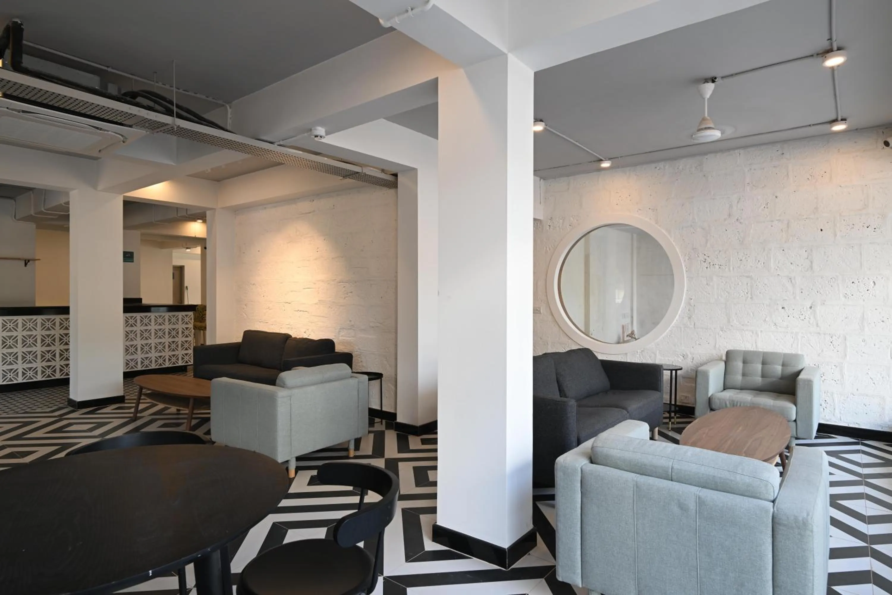 Lobby or reception in Bedzzz Xclusiv Morjim, Goa By Leisure Hotels