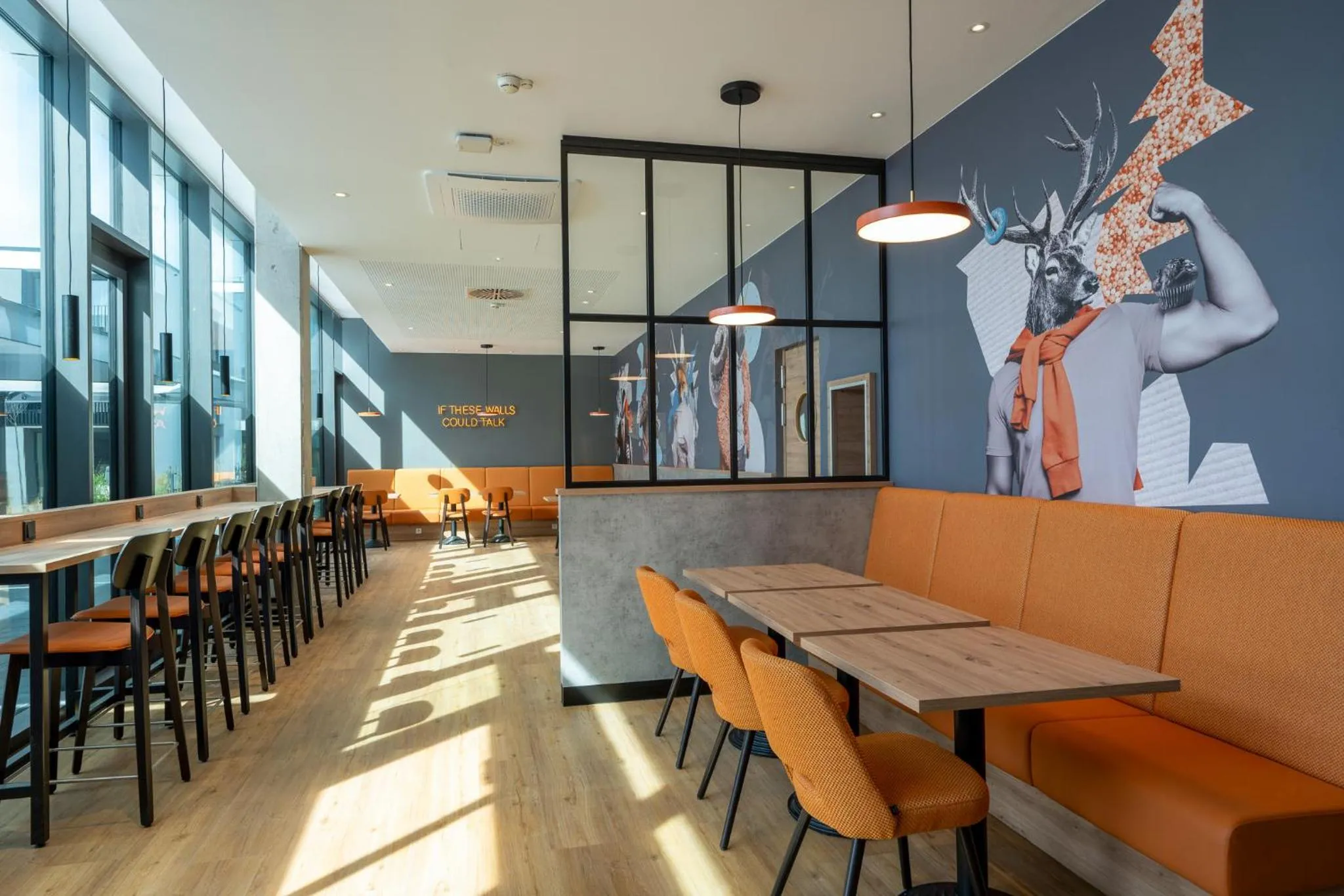 Restaurant/places to eat in mightyTwice Hotel Achern