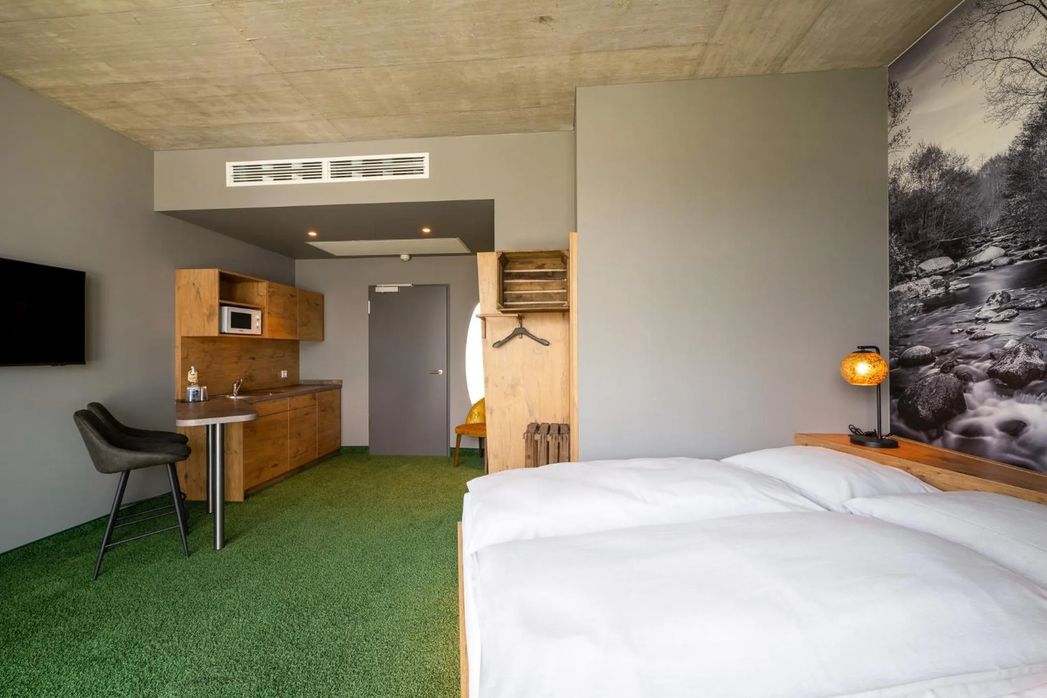 Photo of the whole room, Bed in mightyTwice Hotel Achern