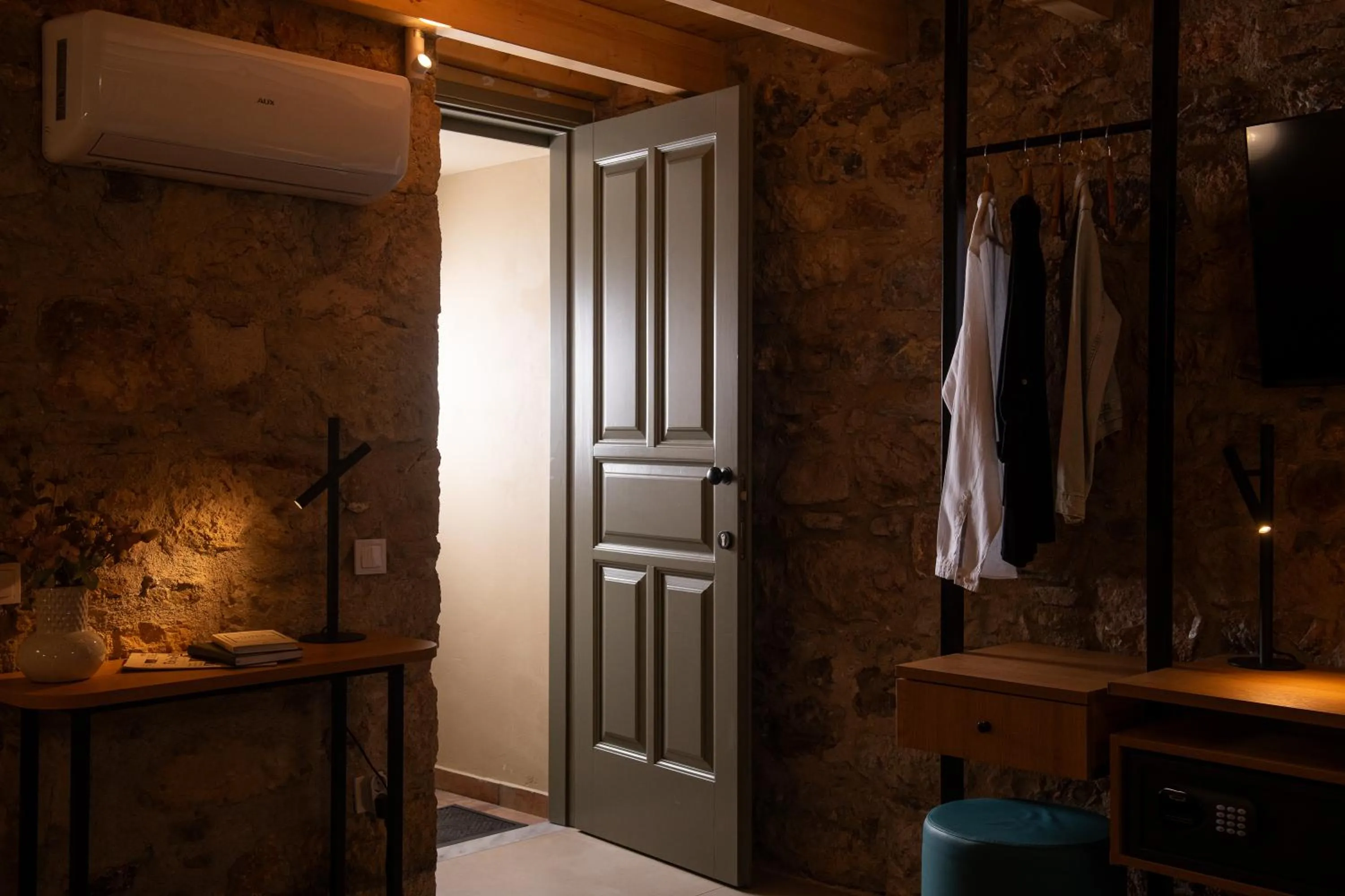 Decorative detail in Living Yard Acropolis