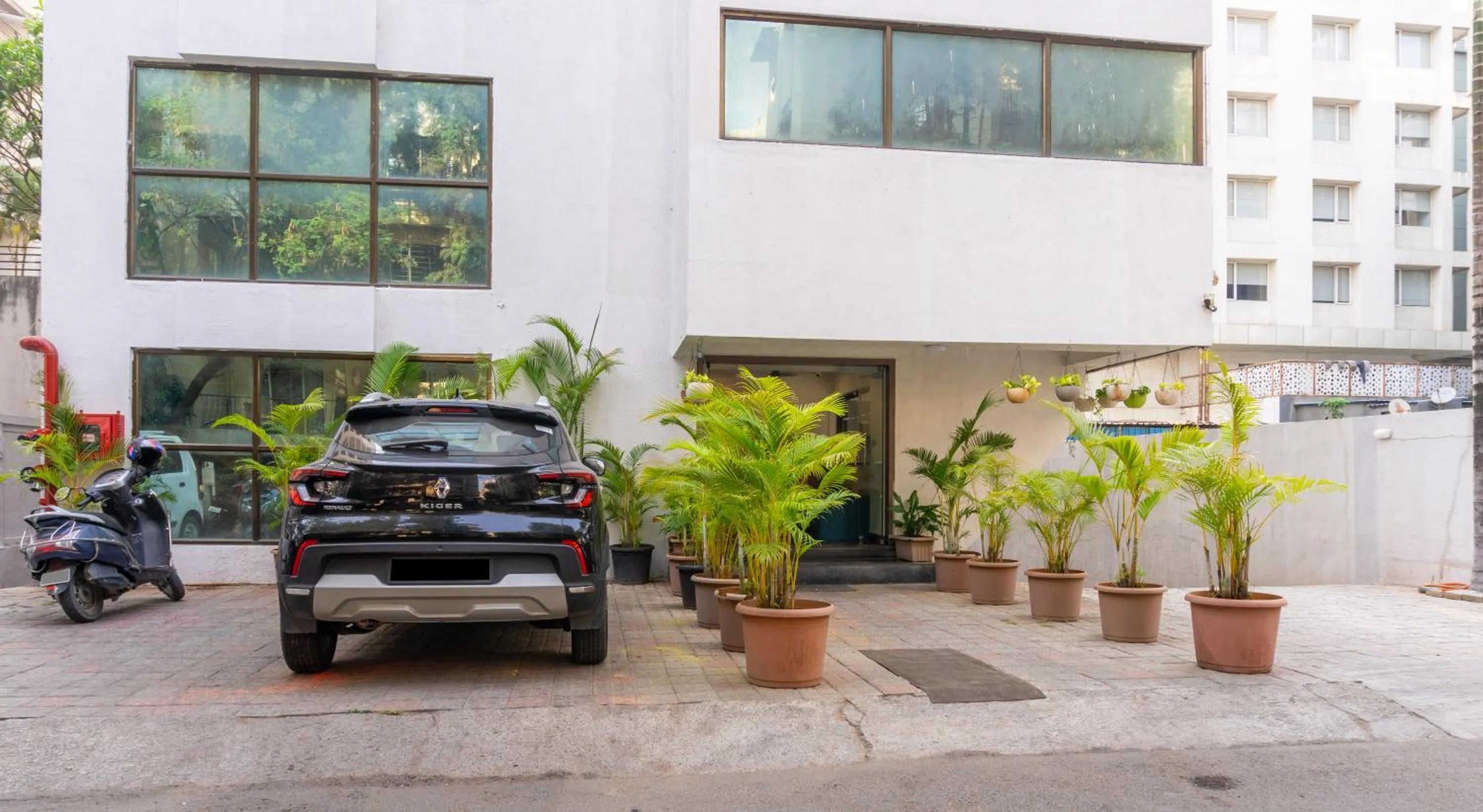 Parking in Treebo Blossom - Viman Nagar