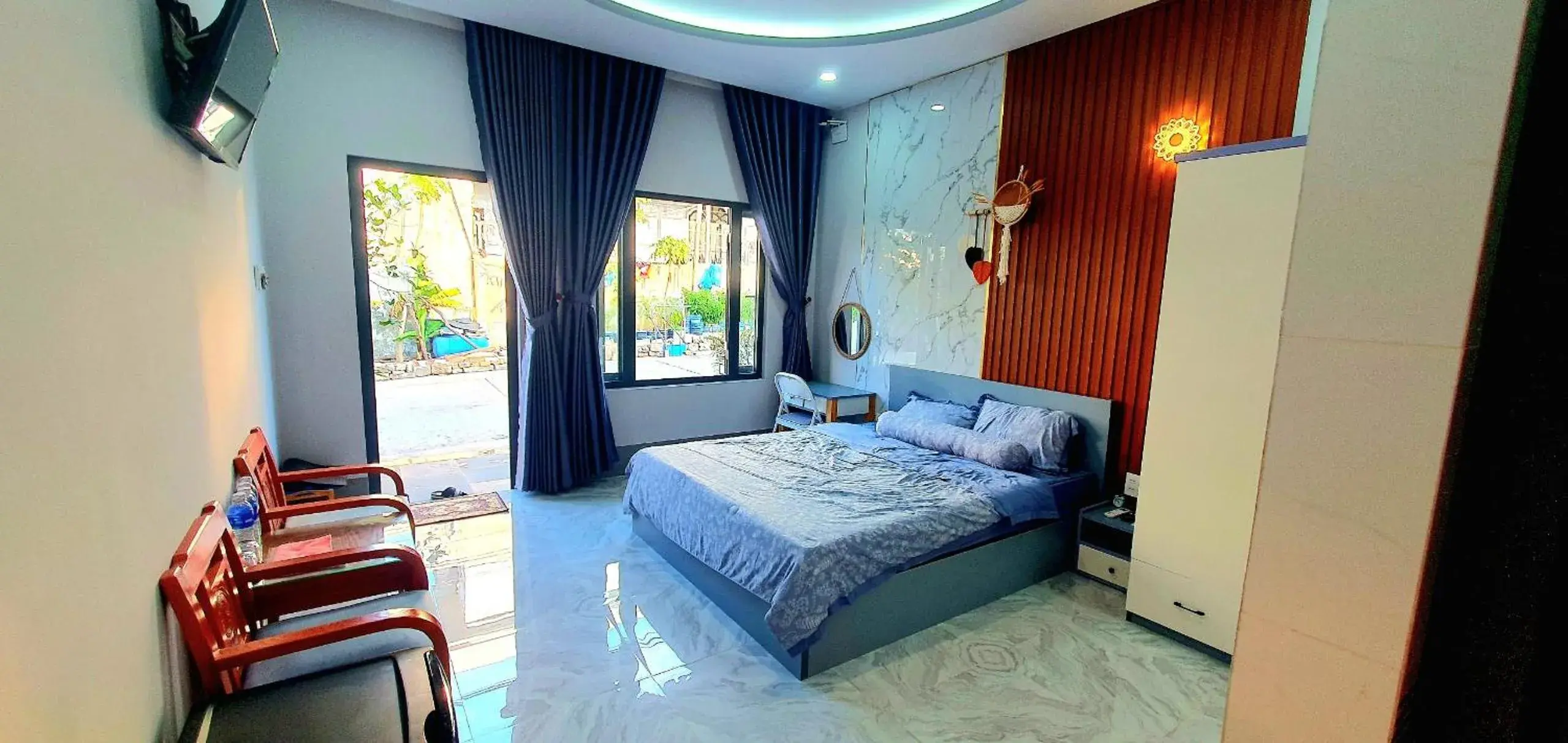 Standard King Room - single occupancy in Homestay Quyên Quỳnh Standard King Room - single occupancy in Homestay Quyên Quỳnh