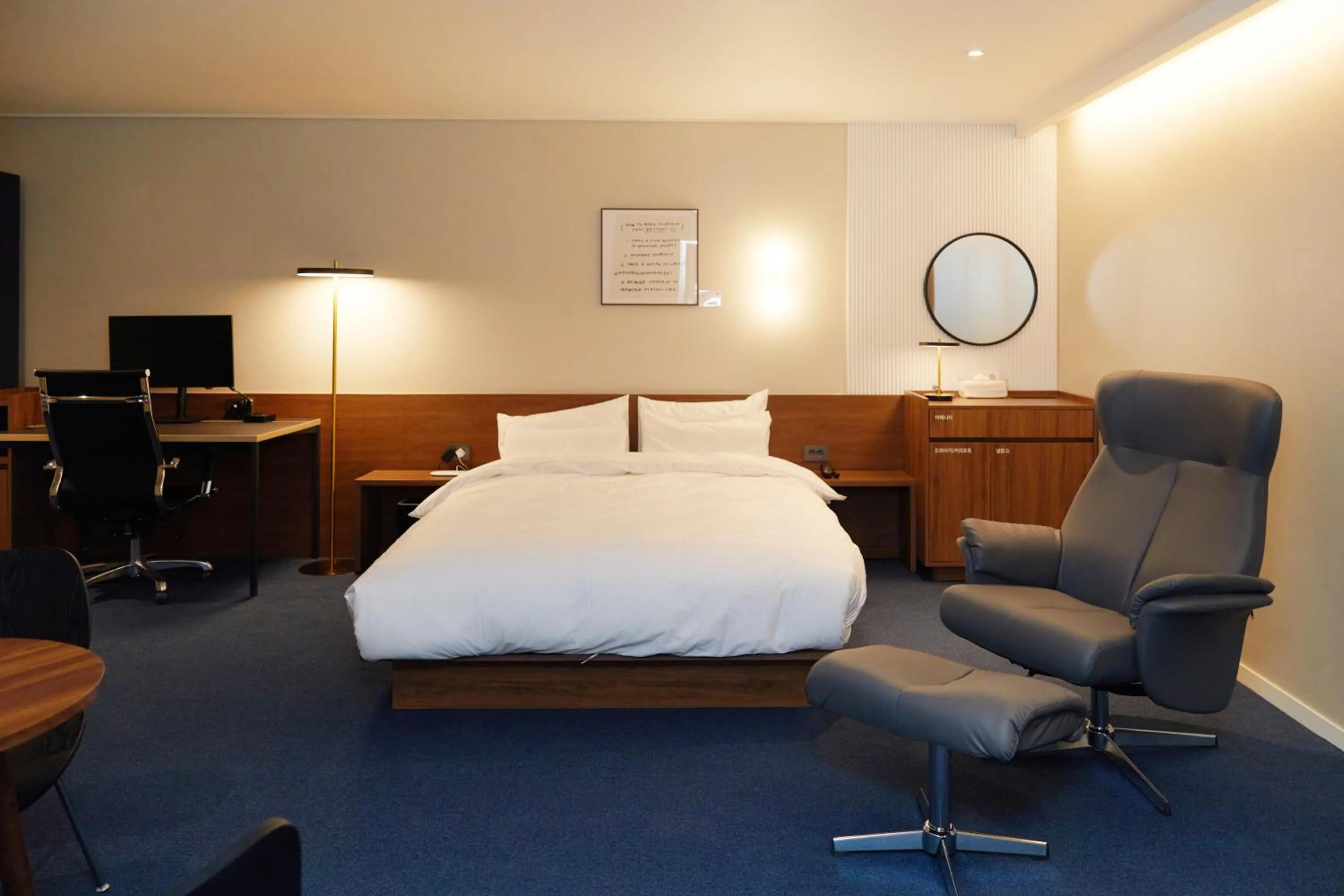 Bed in Anook Hotel Suwon