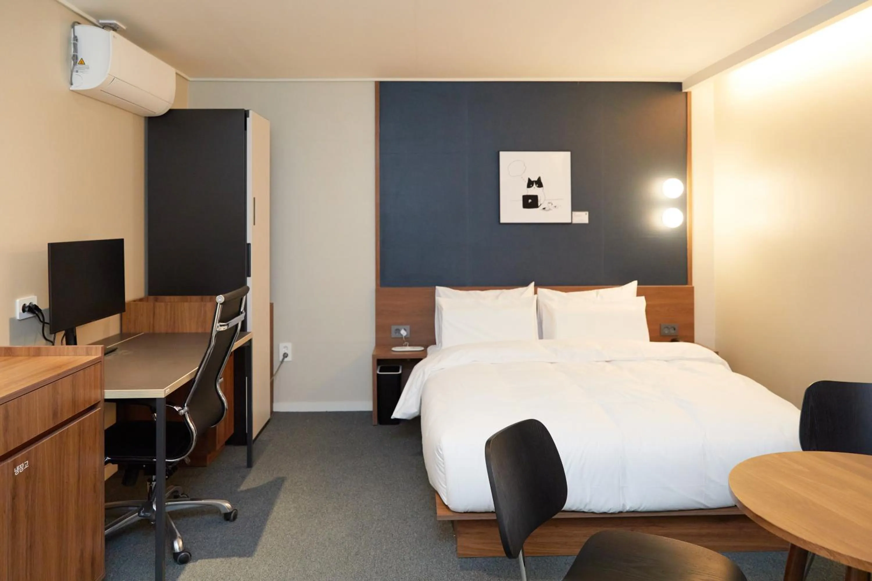 Bed in Anook Hotel Suwon