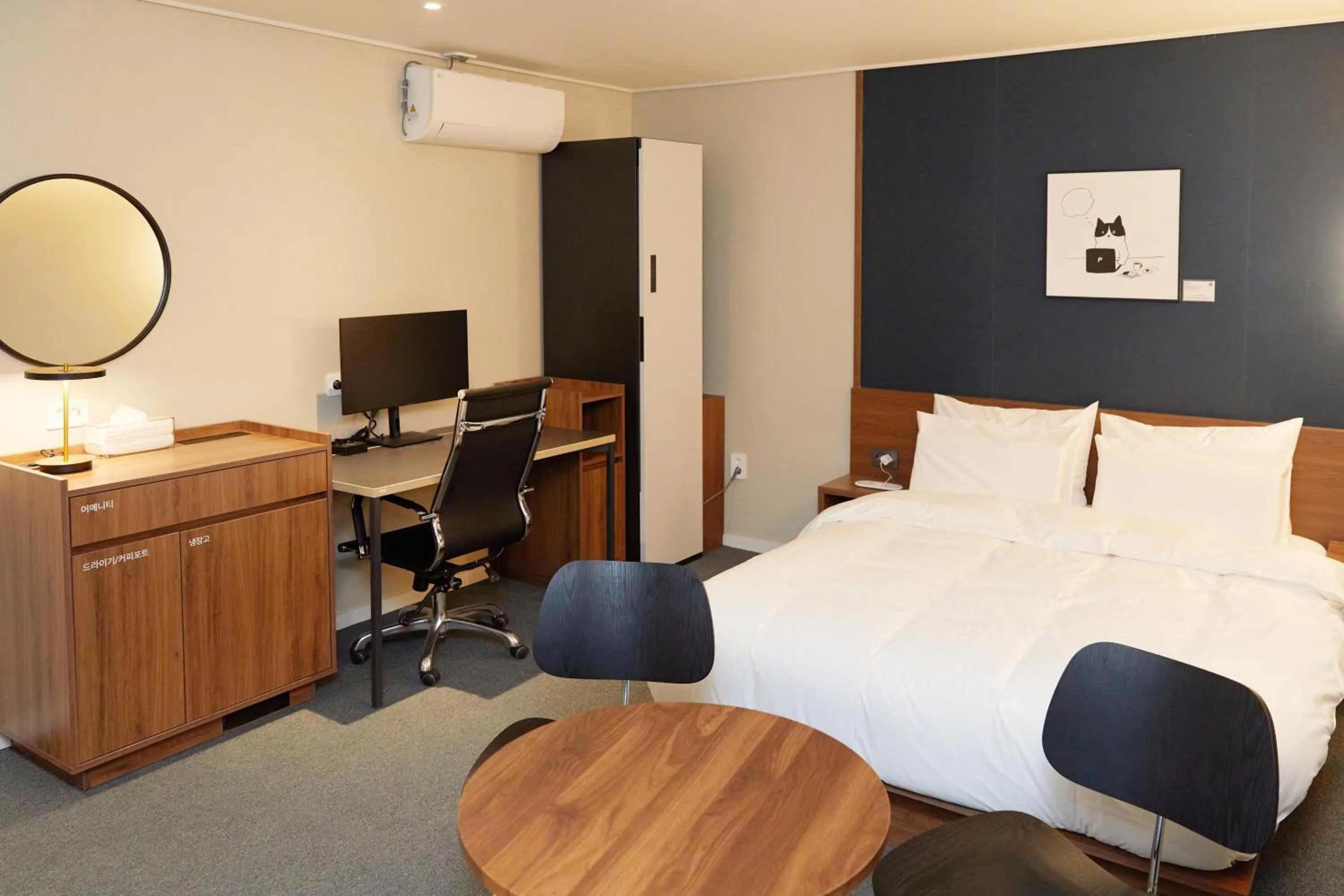 Bed in Anook Hotel Suwon