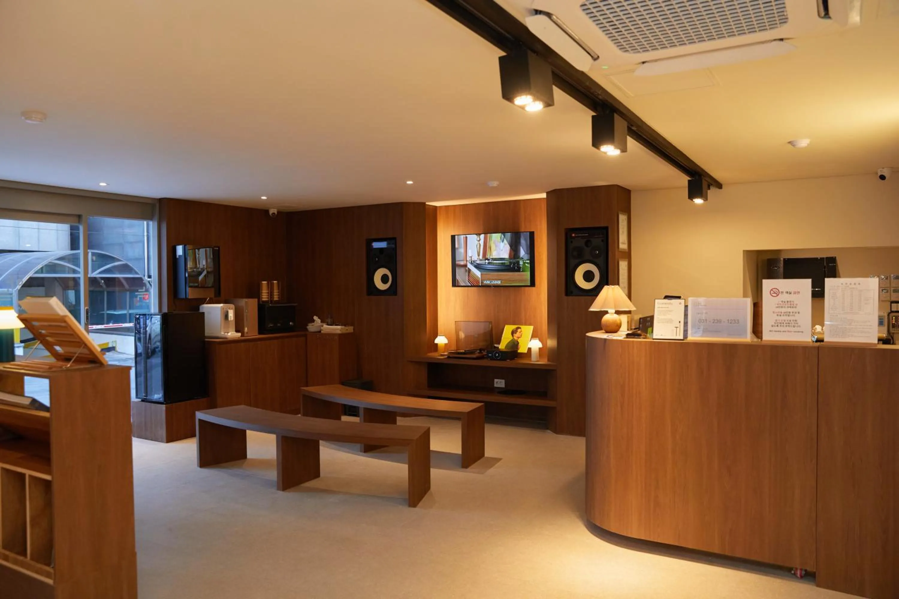 Lobby or reception in Anook Hotel Suwon