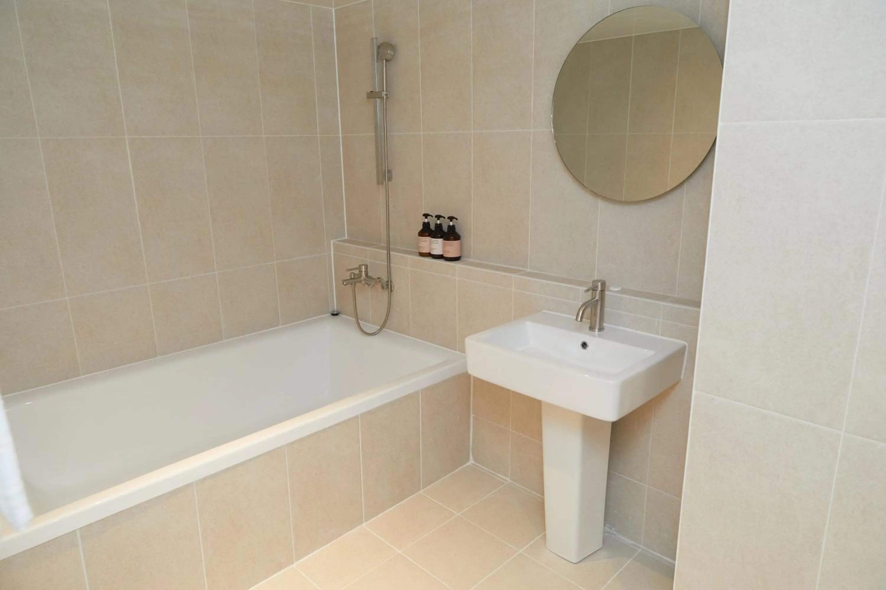 Shower in Anook Hotel Suwon