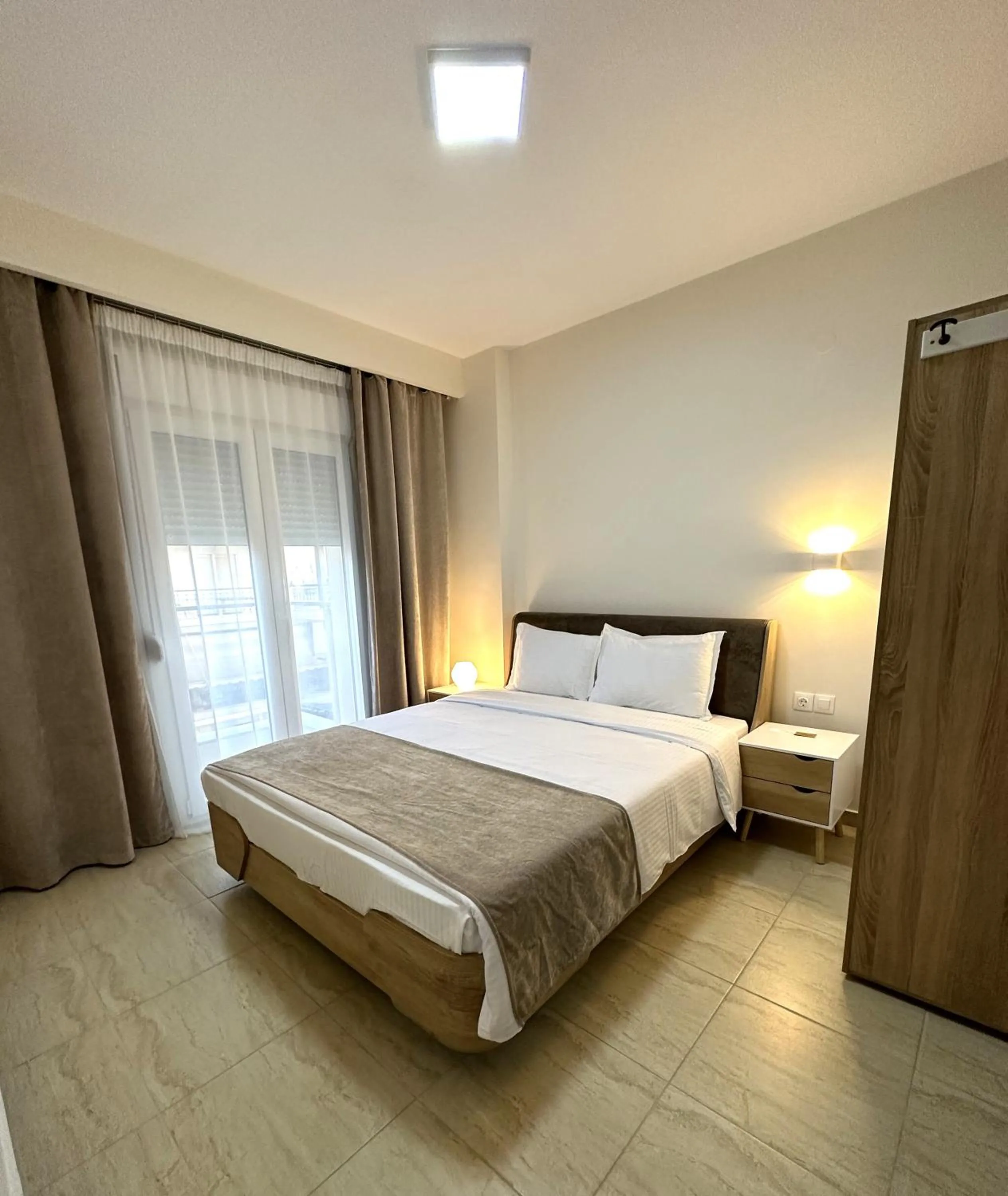 Bedroom, Bed in Navarino Luxe Suites