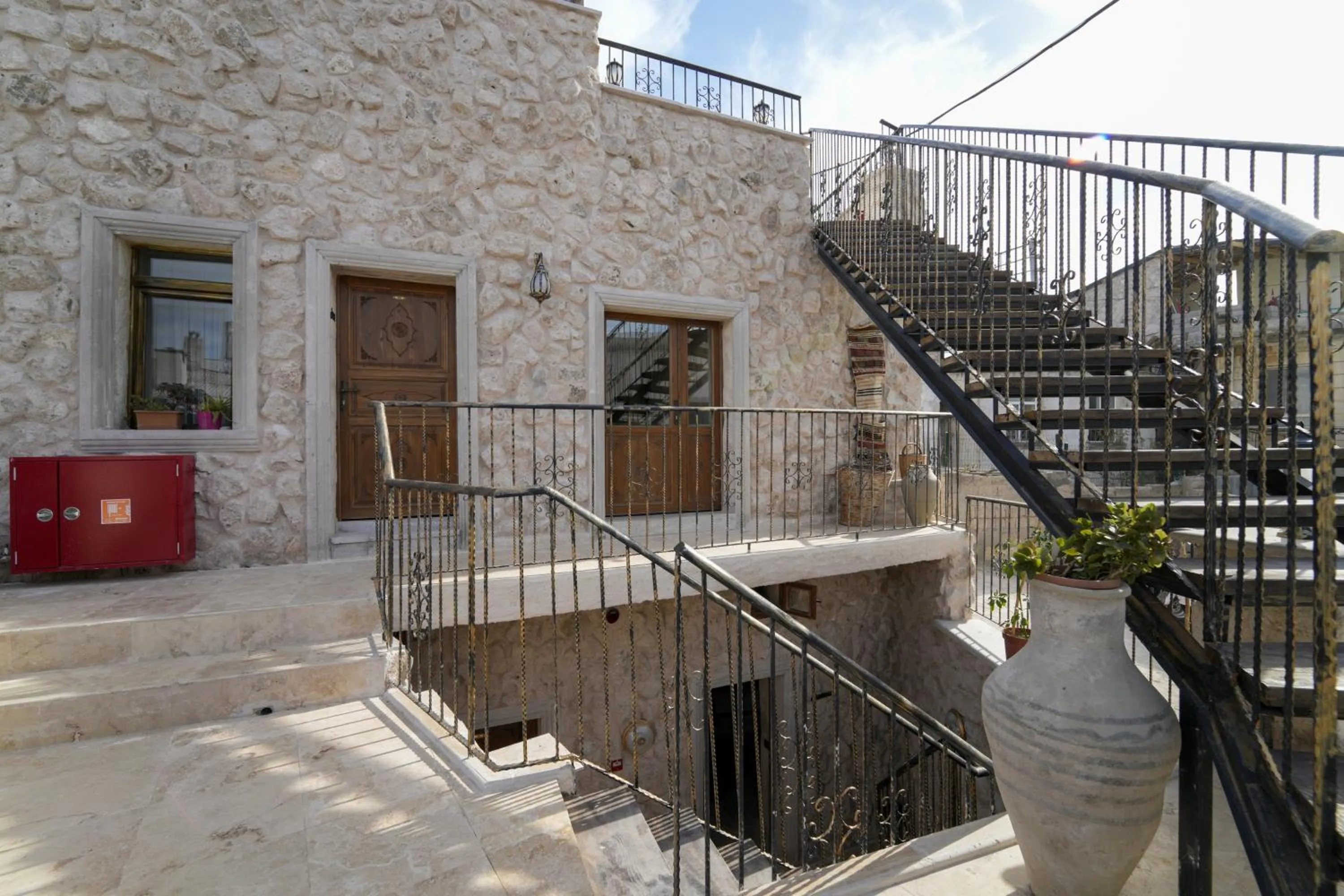 Property building in By Yüksel Cave