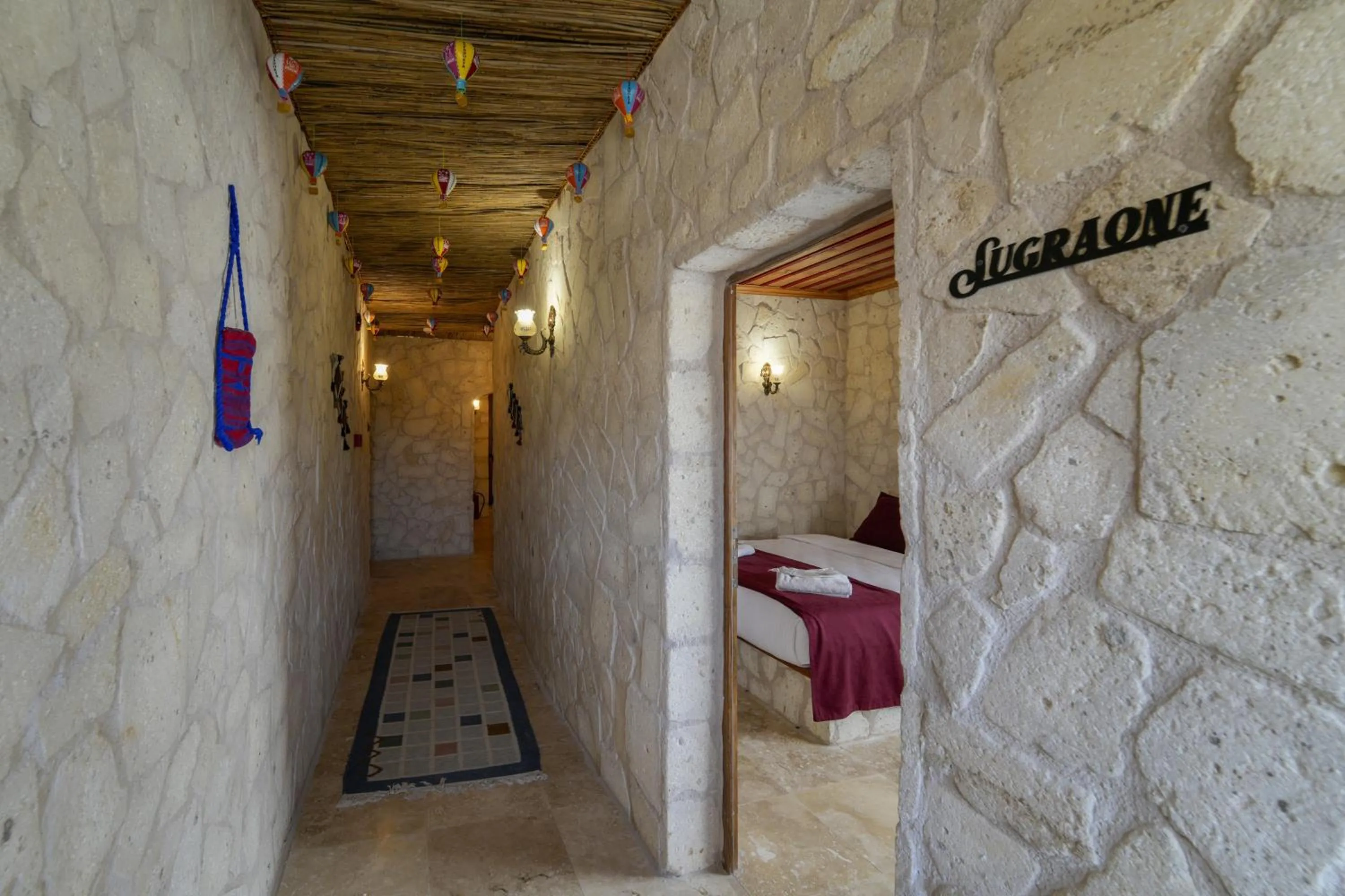 Property building in By Yüksel Cave