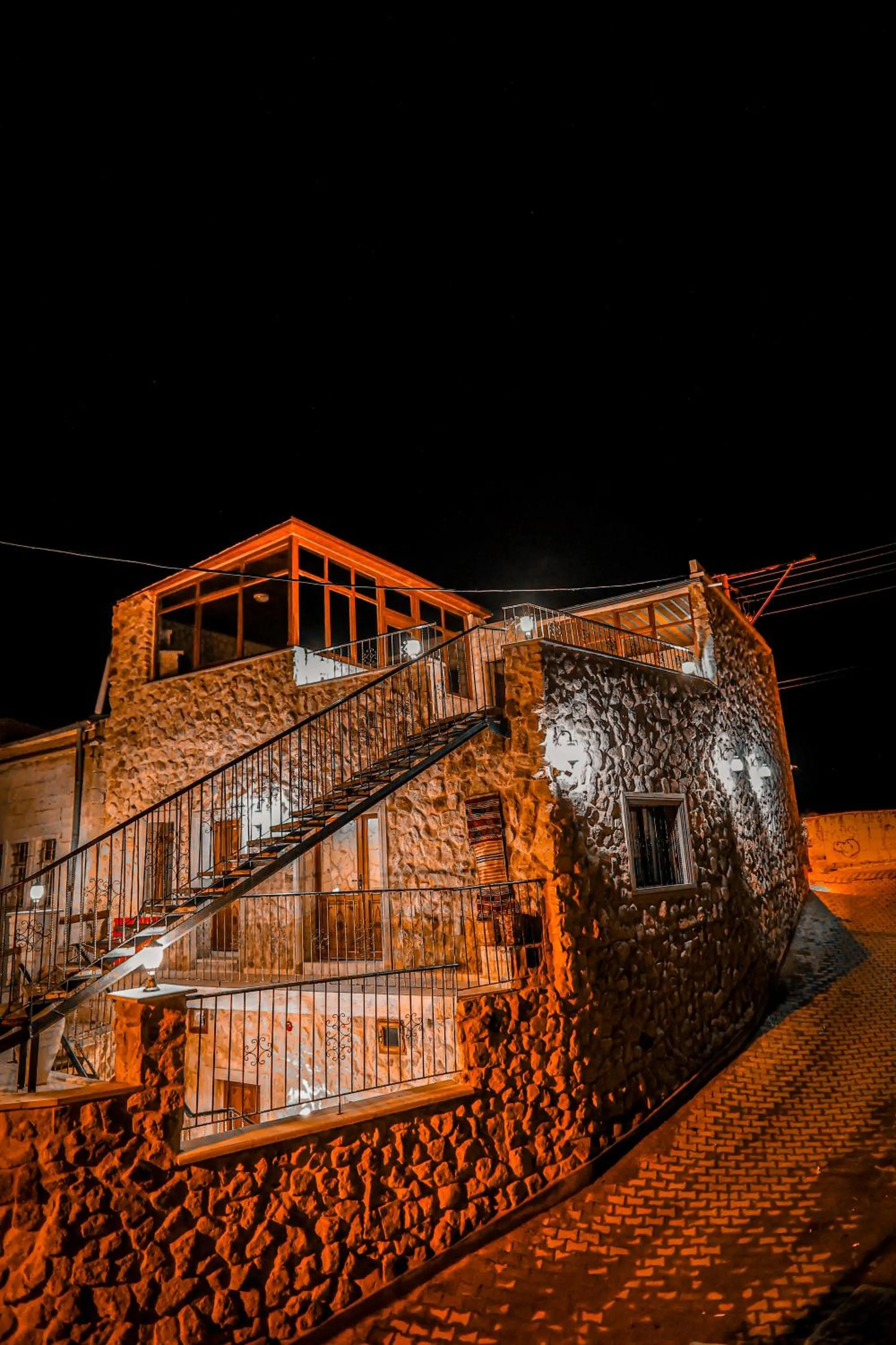 Property building in By Yüksel Cave