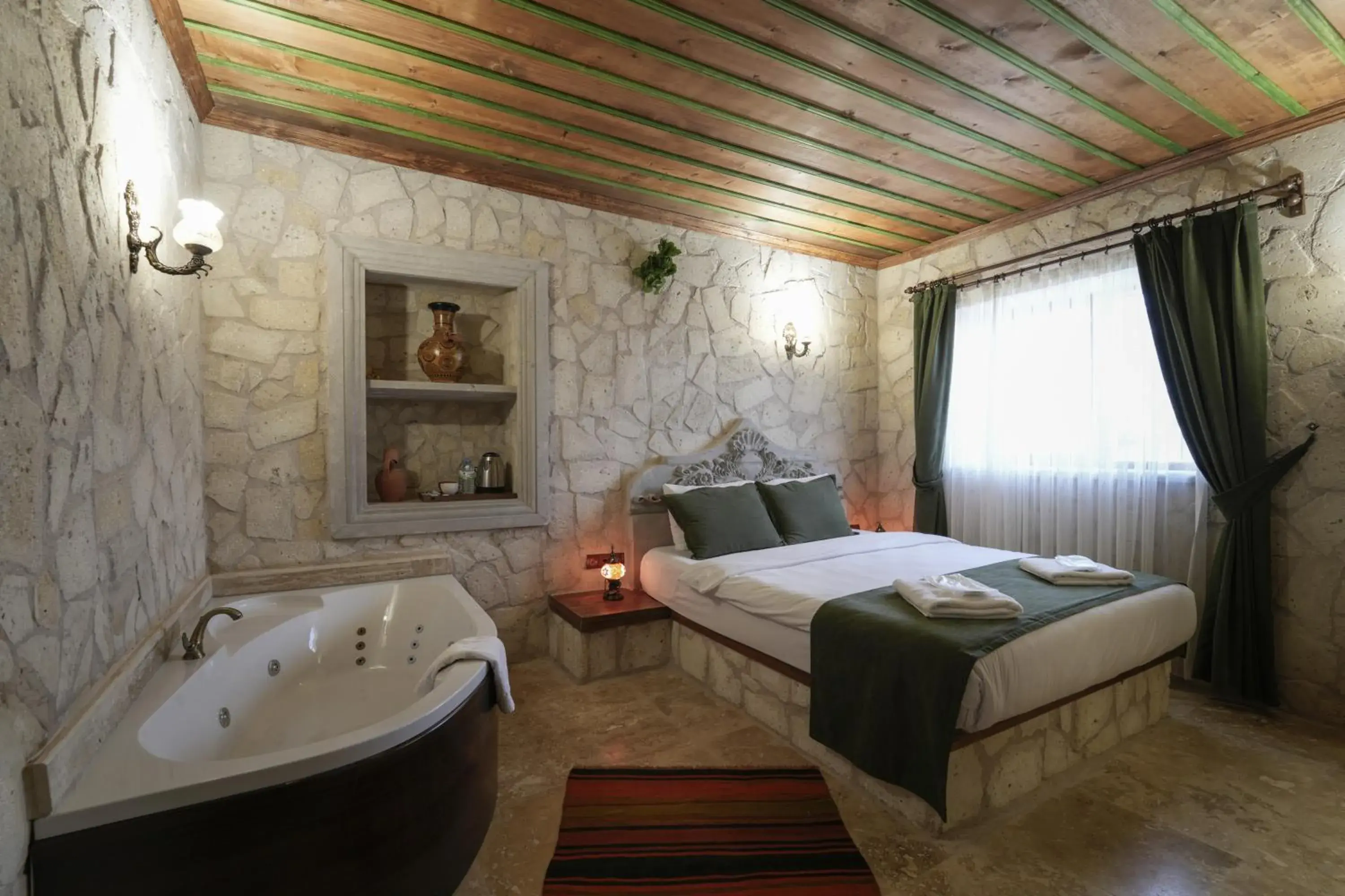 Double Room with Spa Bath - single occupancy in By Yüksel Cave Double Room with Spa Bath - single occupancy in By Yüksel Cave